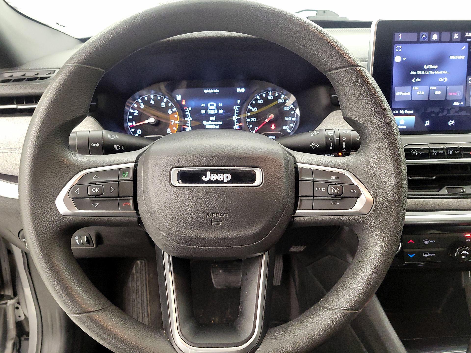 Thumbnail: 2023 Jeep Compass - 10