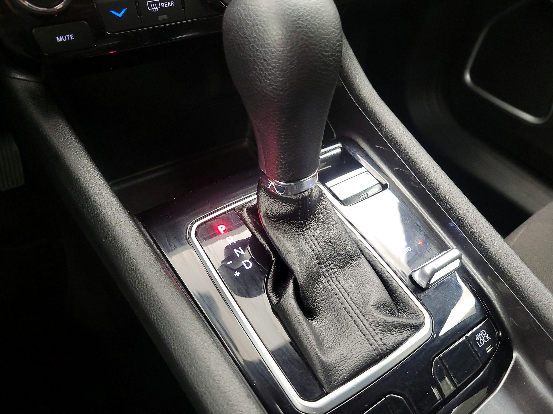 Thumbnail: 2023 Jeep Compass - 17