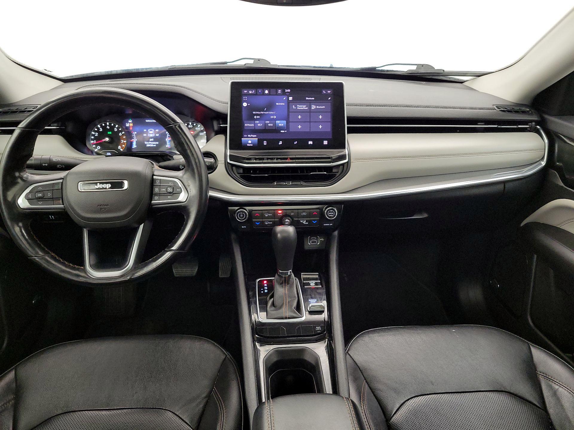 Thumbnail: 2022 Jeep Compass - 9