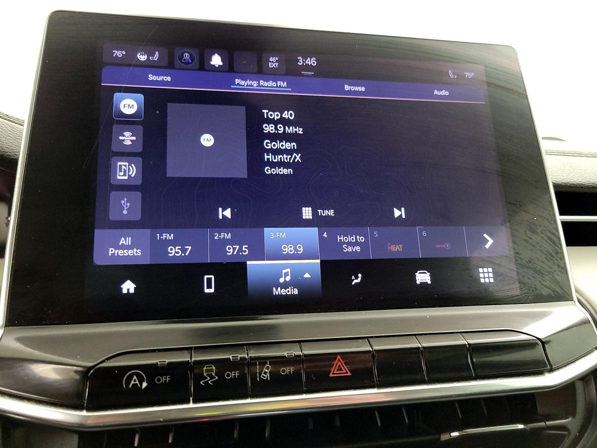 Thumbnail: 2022 Jeep Compass - 15