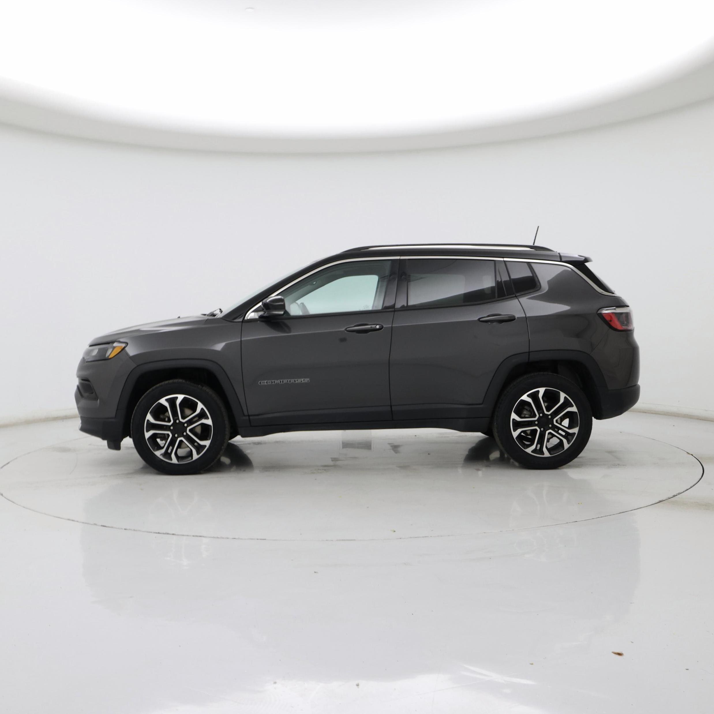 Thumbnail: 2022 Jeep Compass - 3