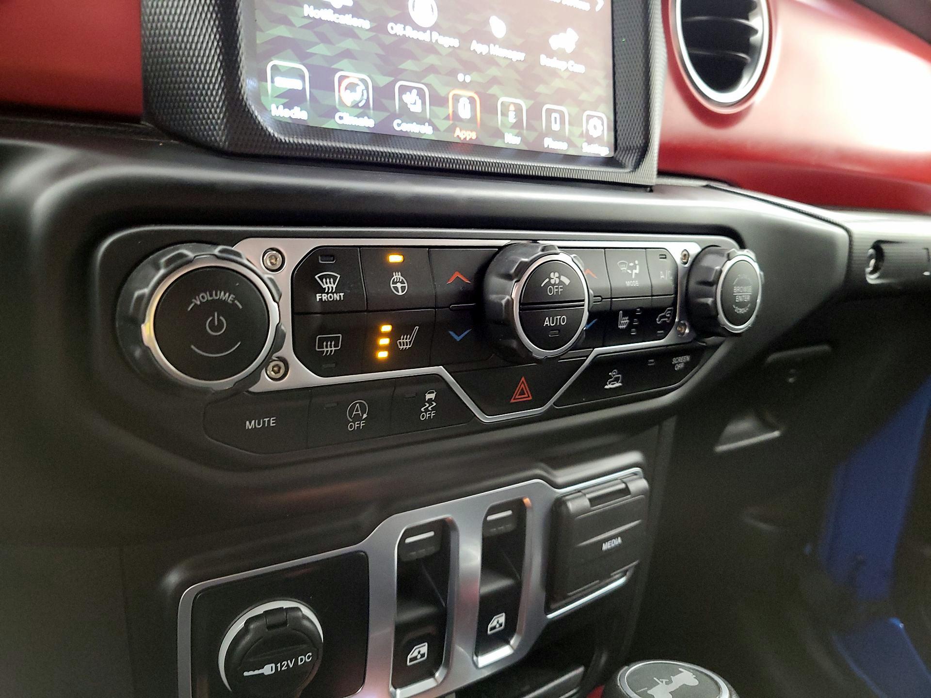 Thumbnail: 2023 Jeep Wrangler - 17