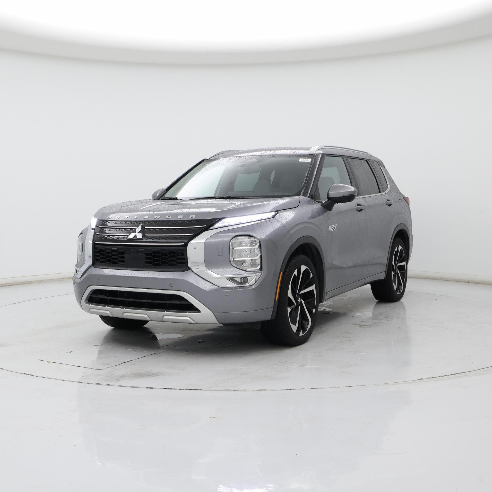 Thumbnail: 2023 Mitsubishi Outlander - 4