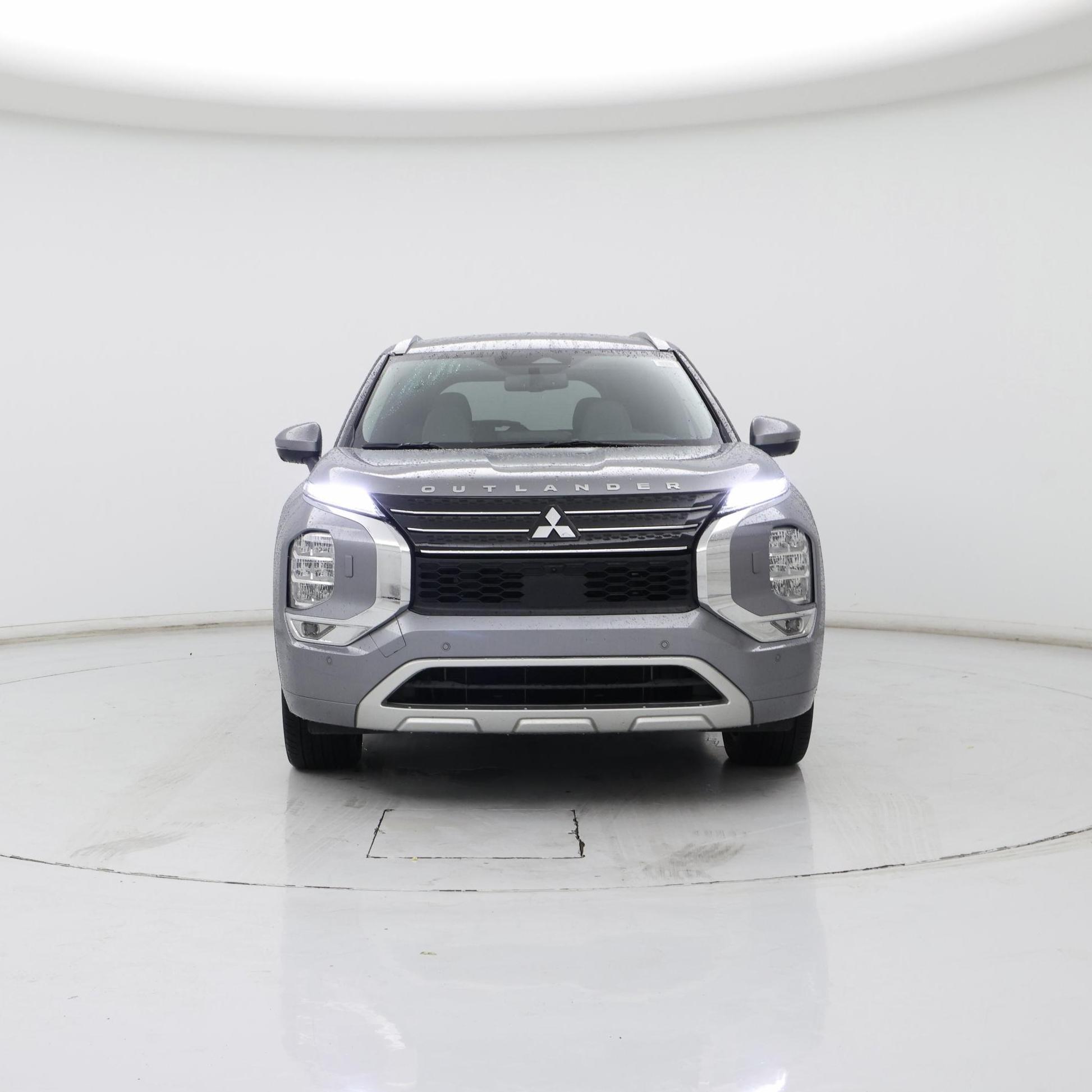 Thumbnail: 2023 Mitsubishi Outlander - 5