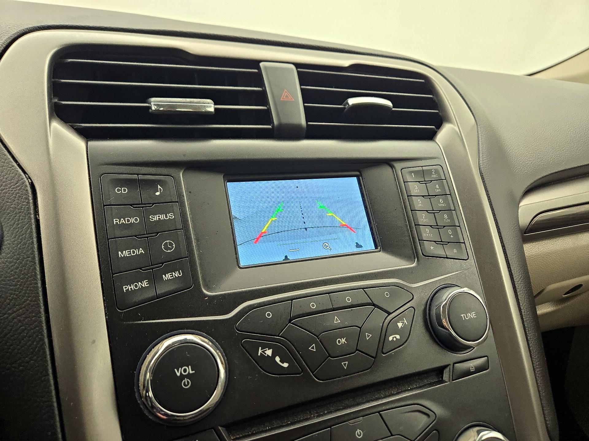 Thumbnail: 2017 Ford Fusion - 14