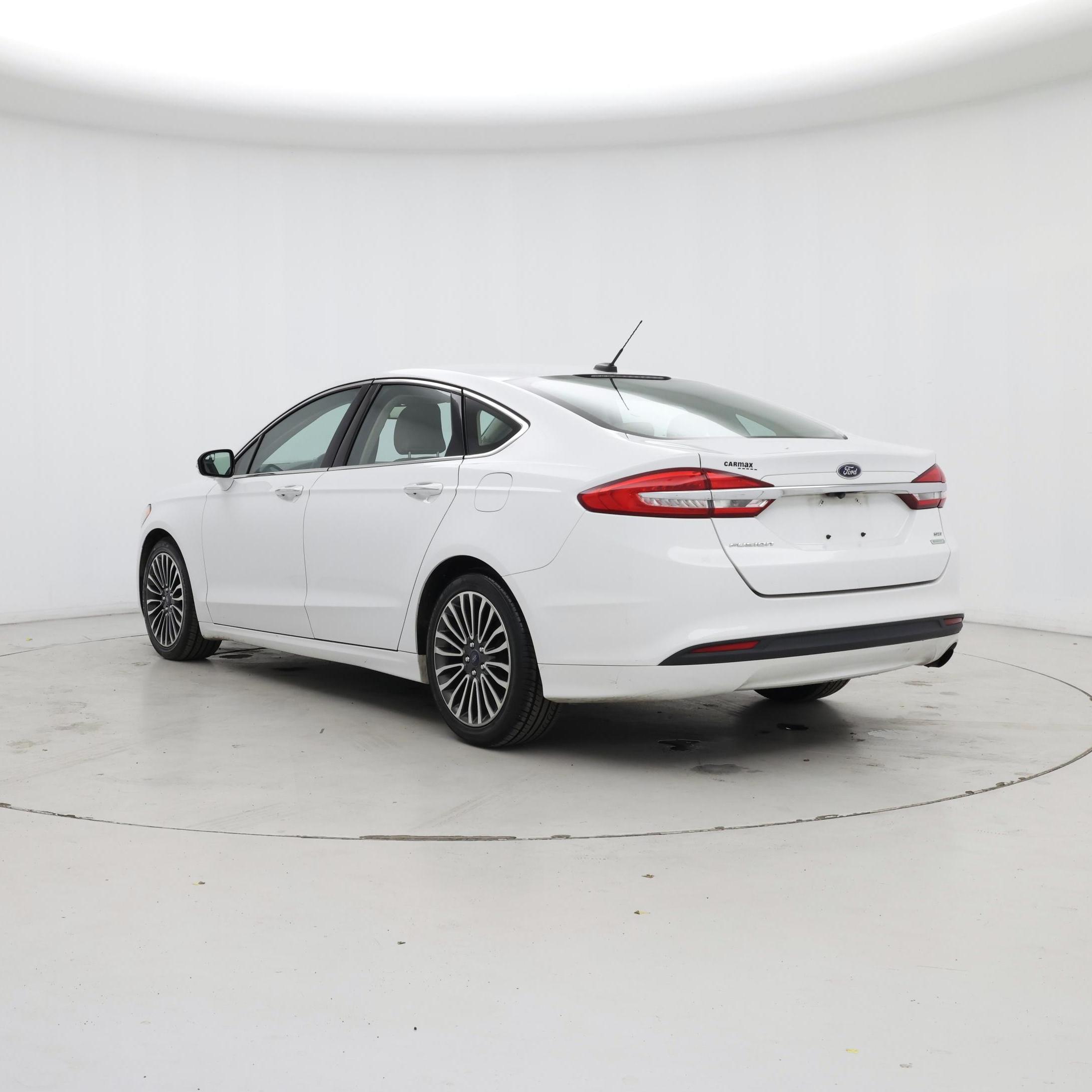 Thumbnail: 2017 Ford Fusion - 2