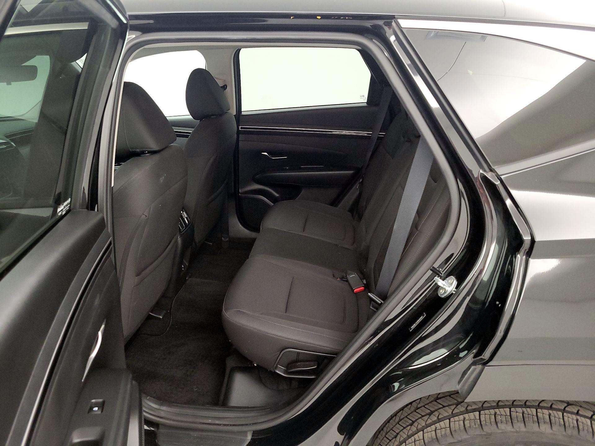 Thumbnail: 2022 Hyundai Tucson - 18