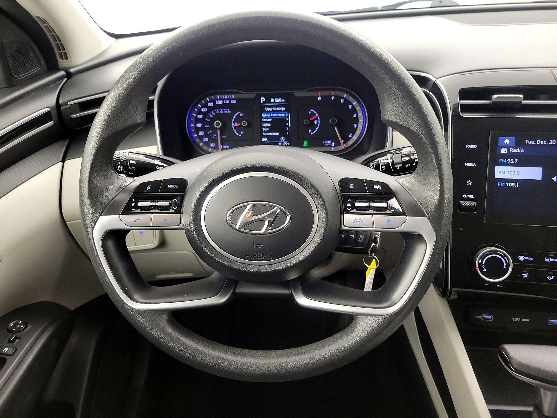 Thumbnail: 2023 Hyundai Tucson - 10