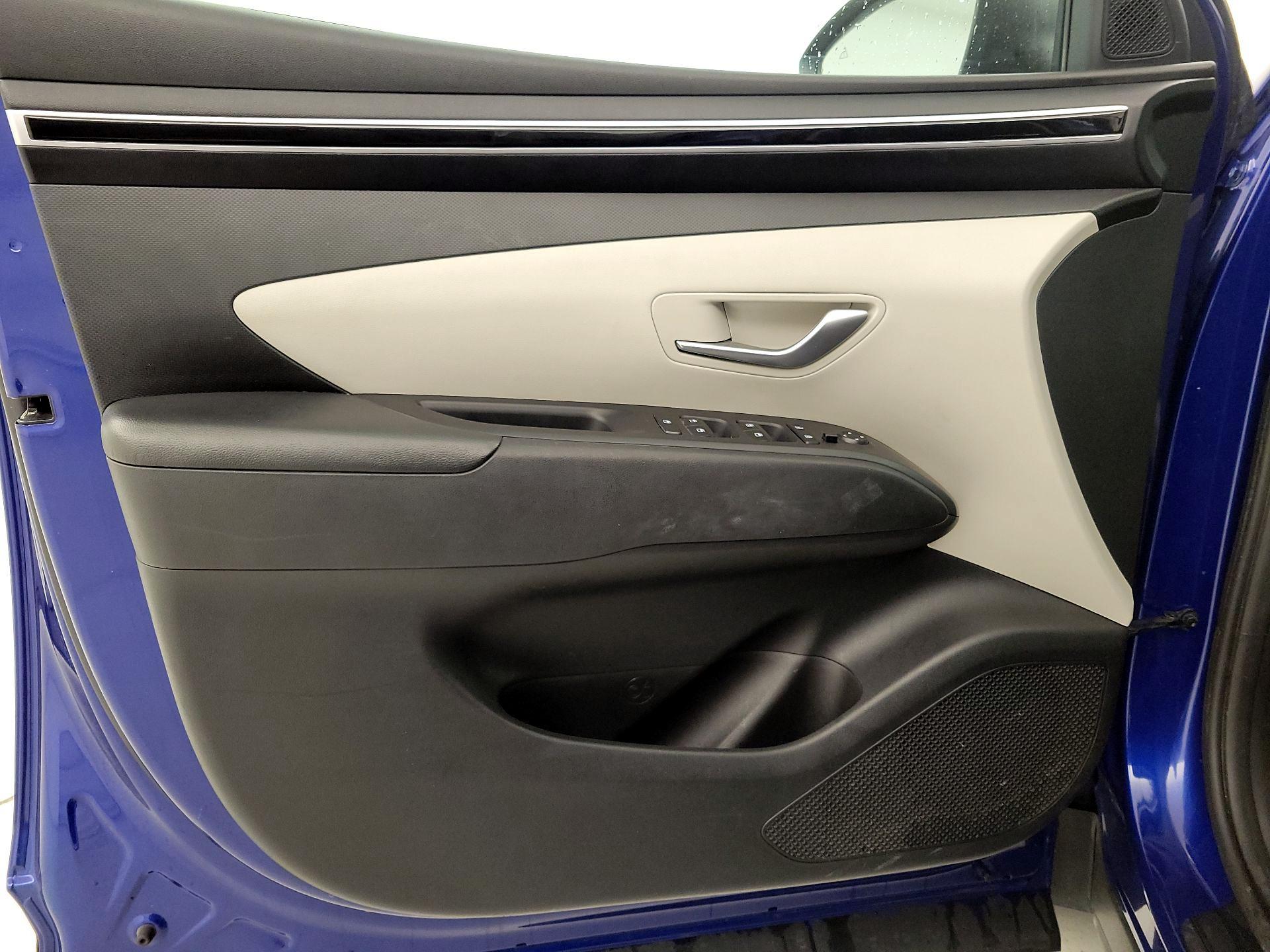 Thumbnail: 2023 Hyundai Tucson - 12