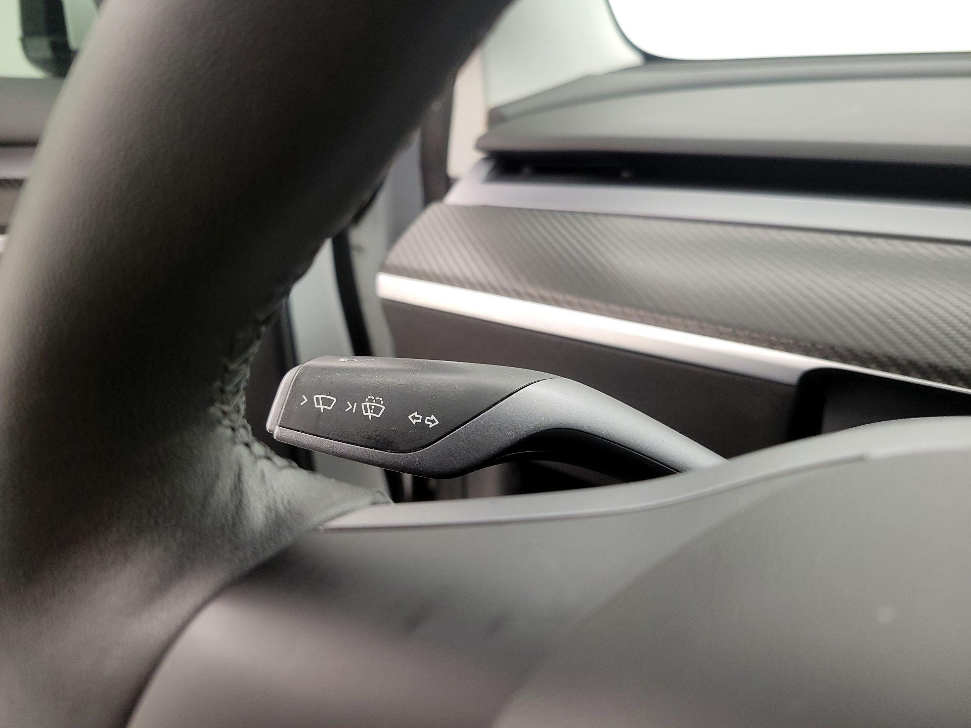 Thumbnail: 2021 Tesla Model 3 - 13