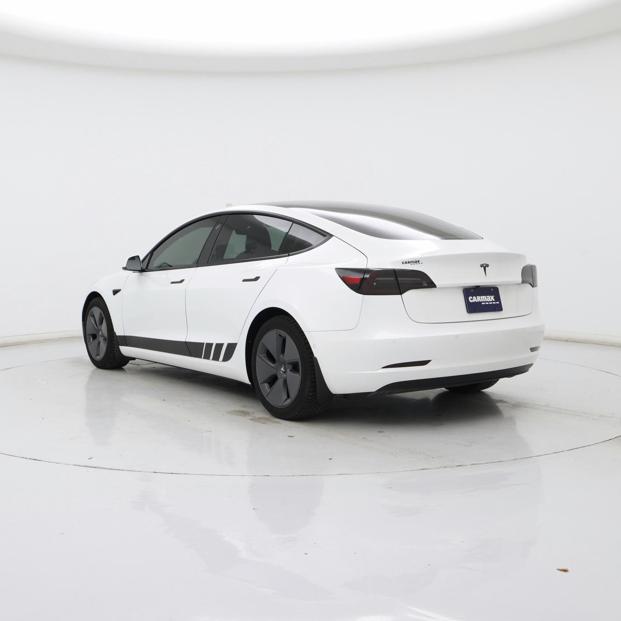 Thumbnail: 2021 Tesla Model 3 - 2