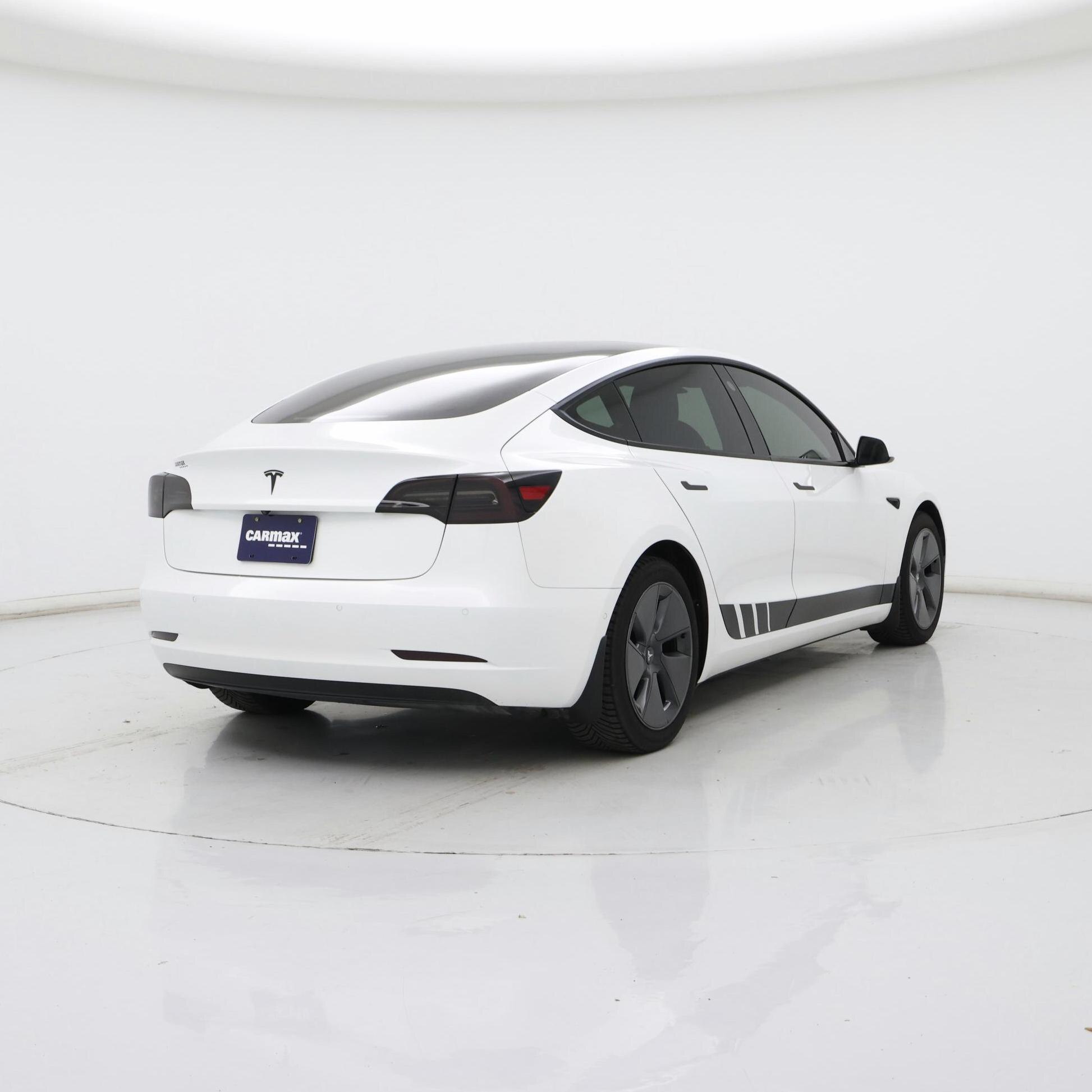 Thumbnail: 2021 Tesla Model 3 - 8