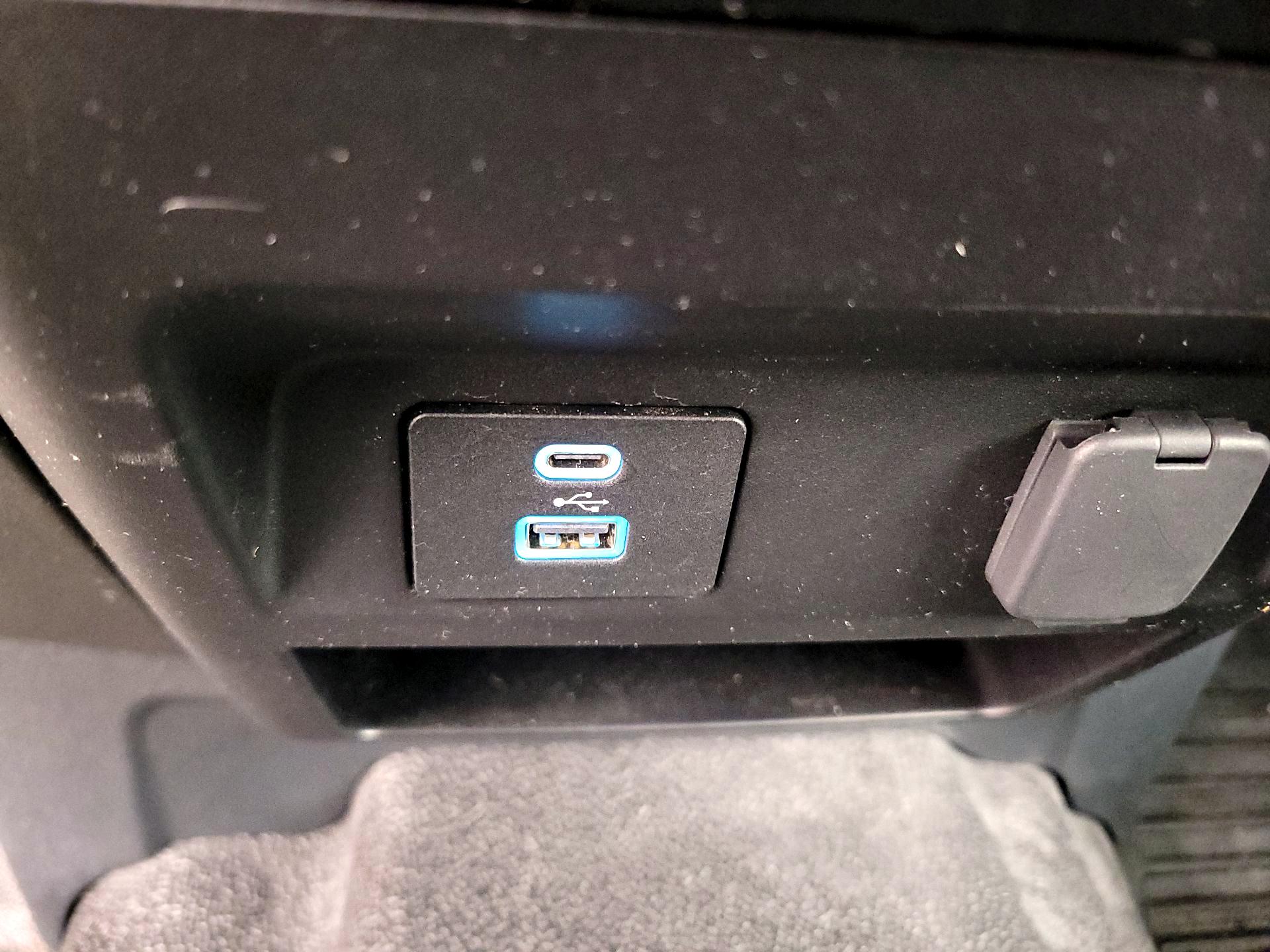 Thumbnail: 2022 Ford F-250 - 18