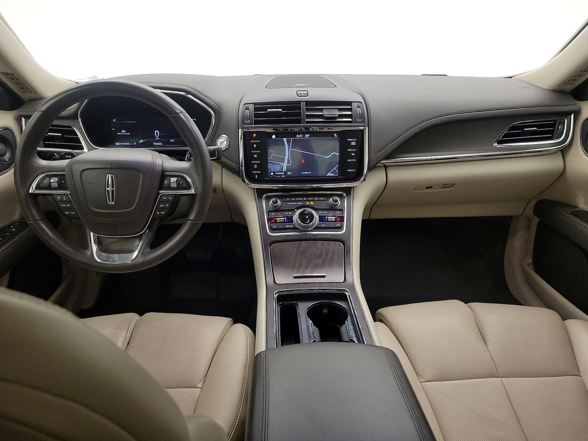 Thumbnail: 2017 Lincoln Continental - 9