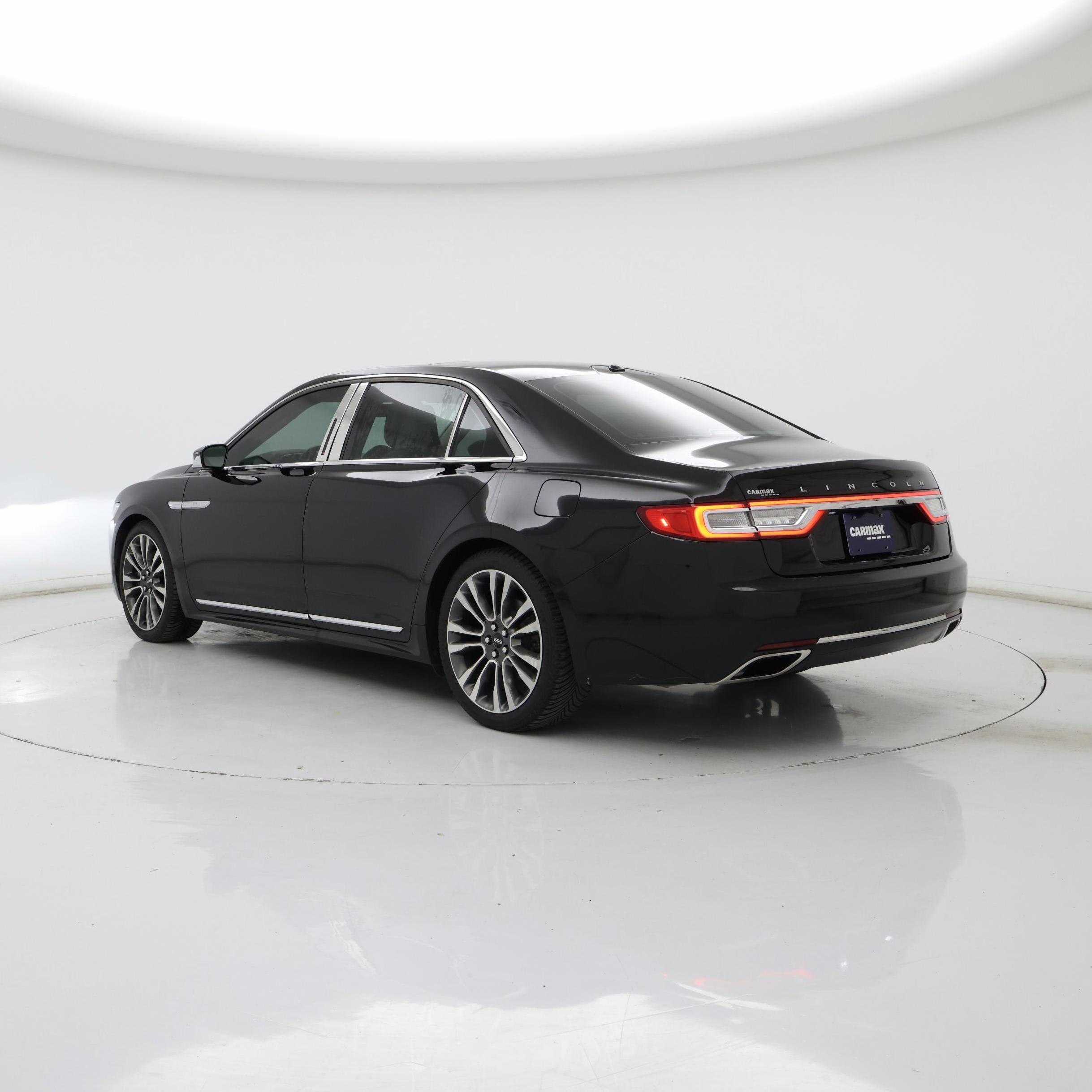 Thumbnail: 2017 Lincoln Continental - 2