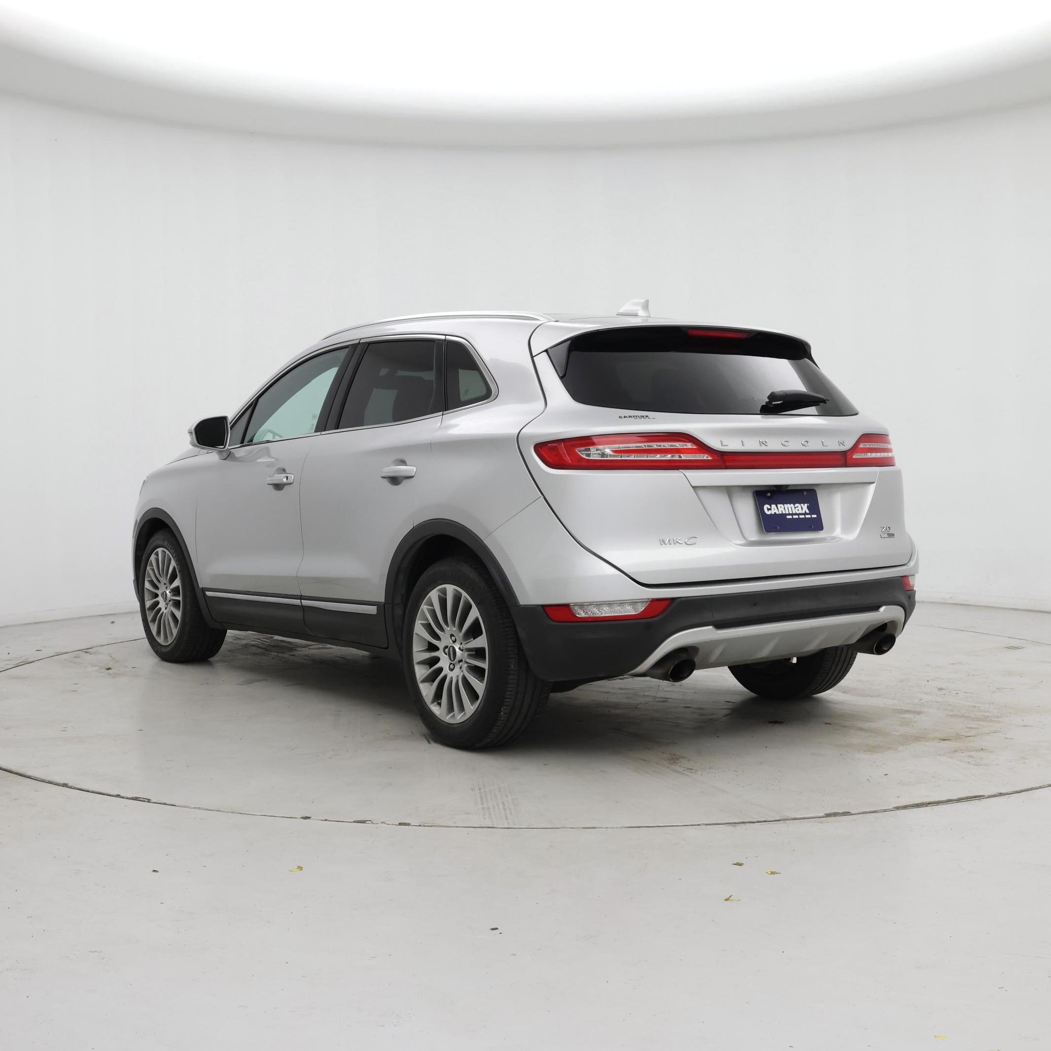 Thumbnail: 2015 Lincoln MKC - 2