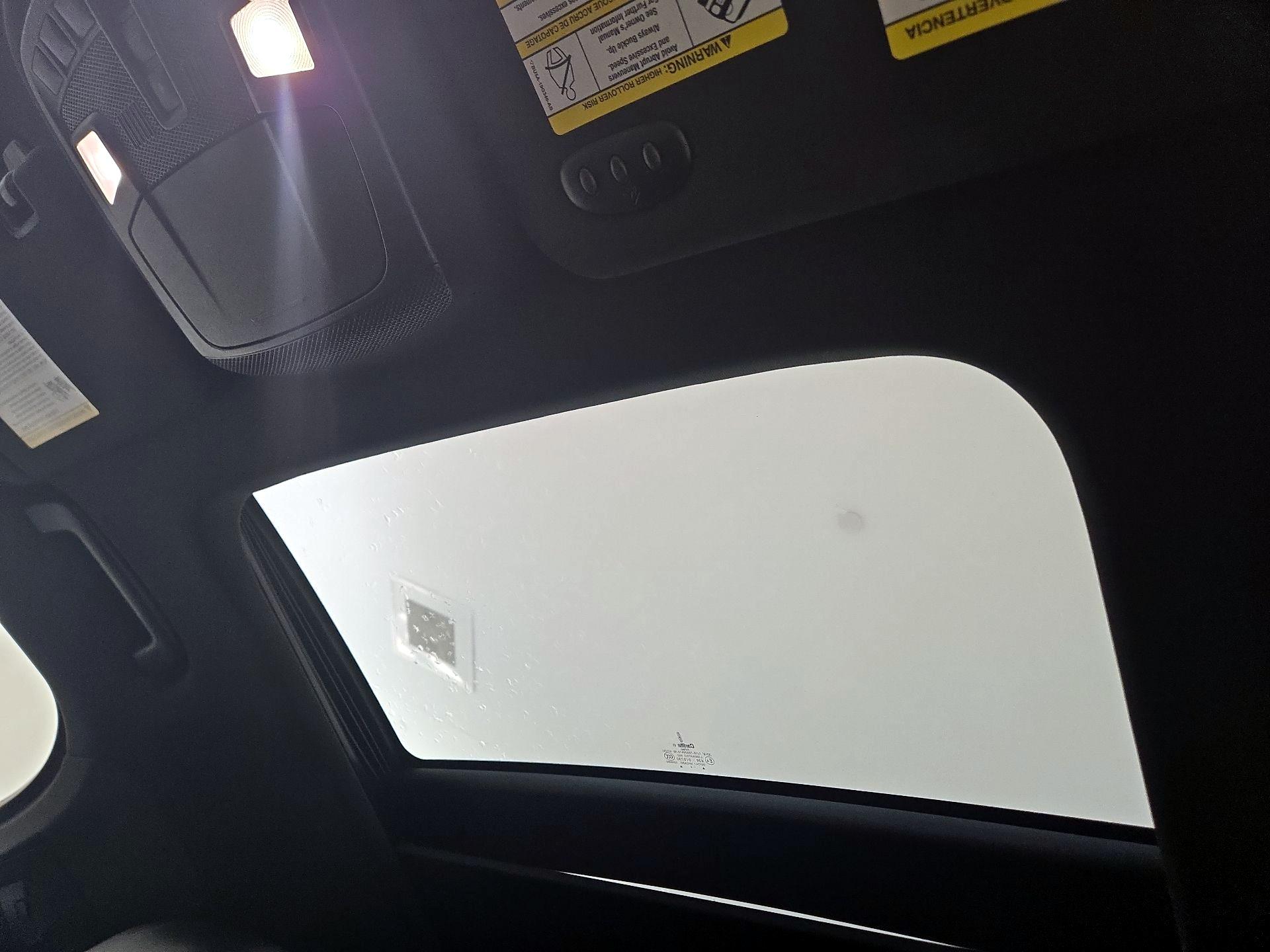 Thumbnail: 2015 Lincoln MKC - 19