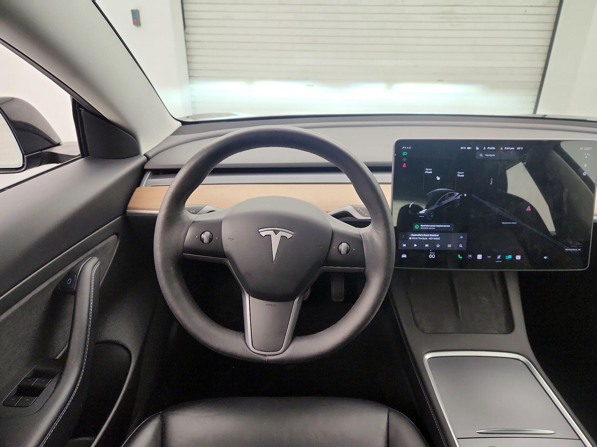 Thumbnail: 2021 Tesla Model 3 - 10