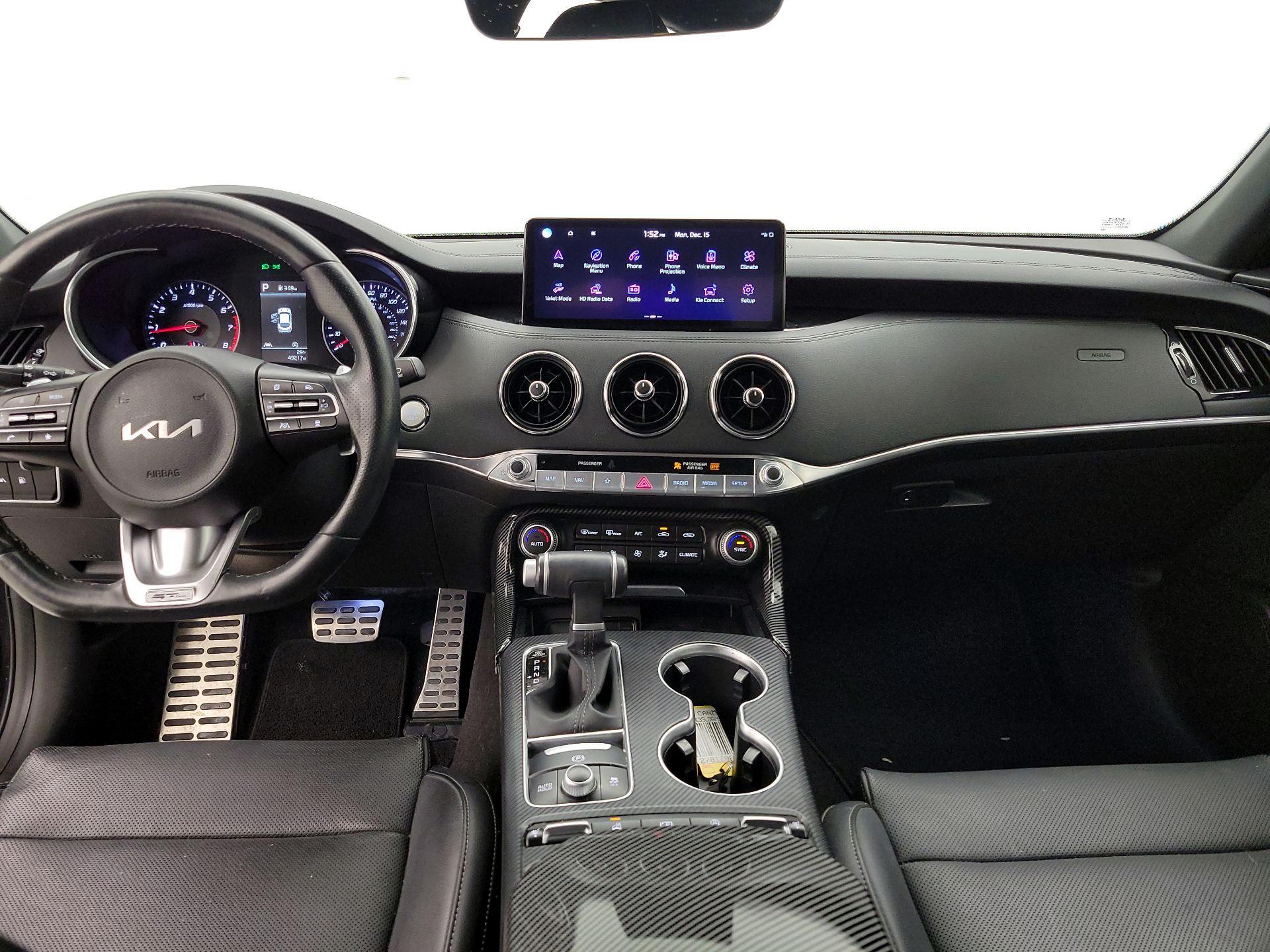 Thumbnail: 2023 Kia Stinger - 9