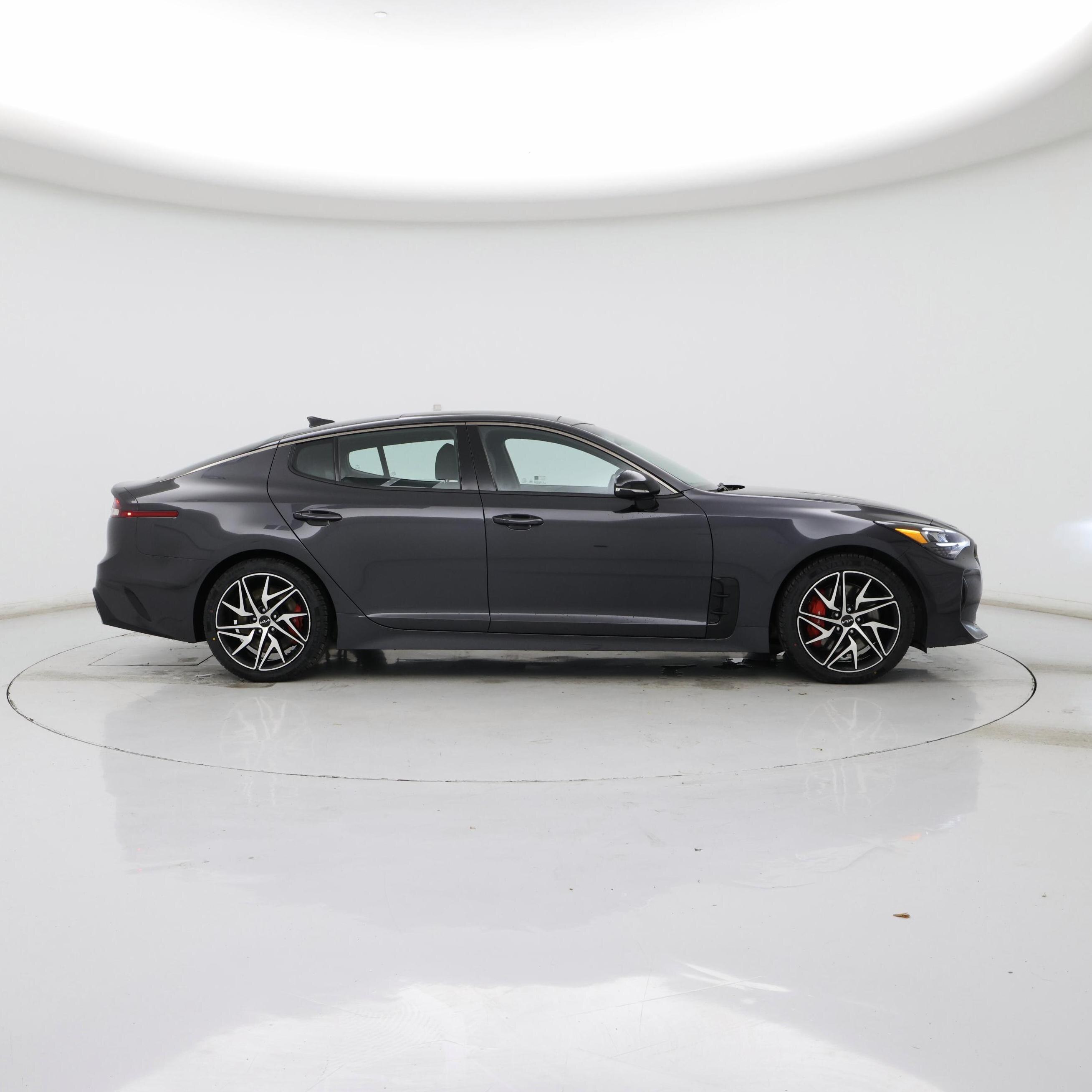 Thumbnail: 2023 Kia Stinger - 7