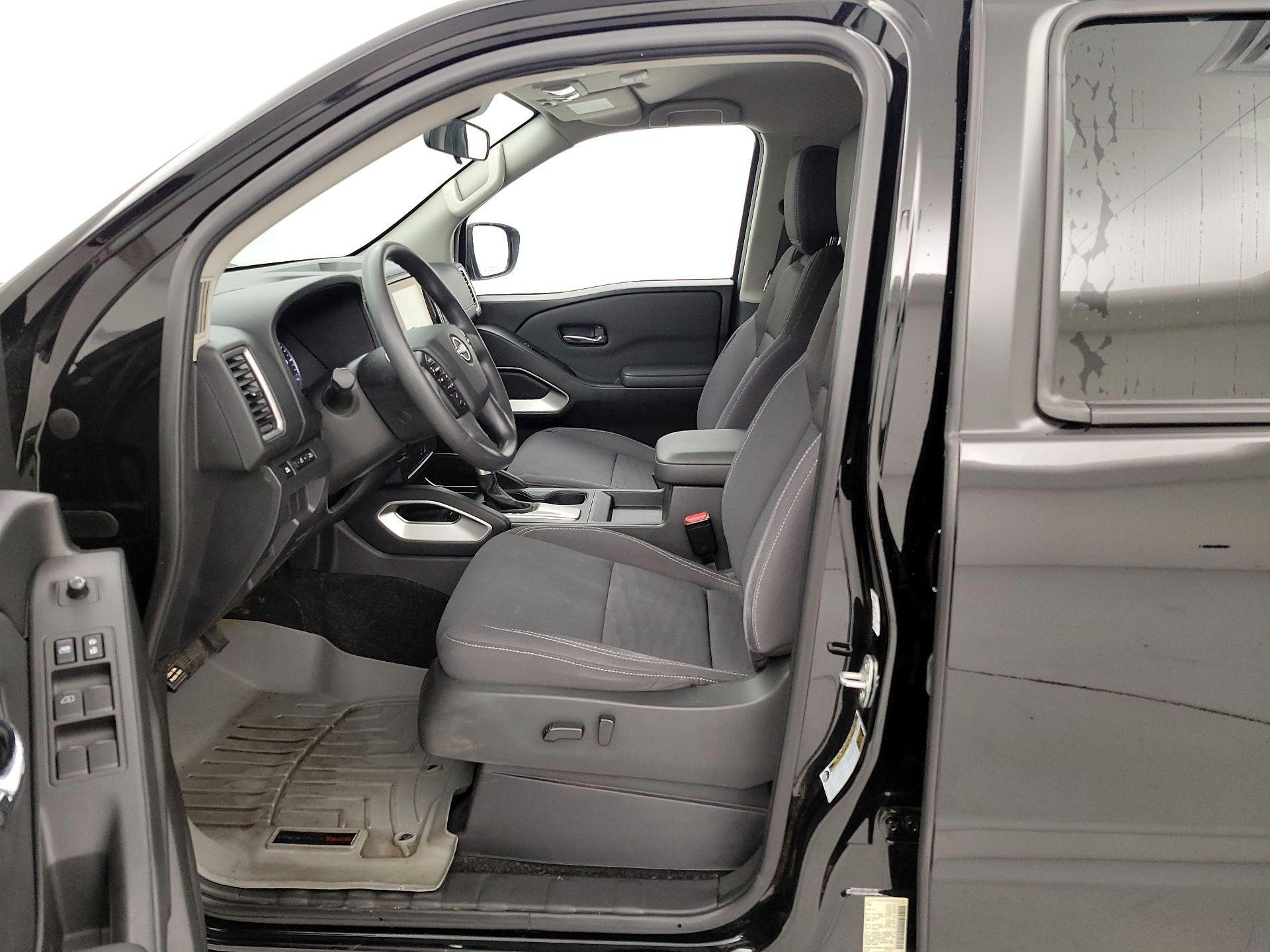 Thumbnail: 2022 Nissan Frontier - 11