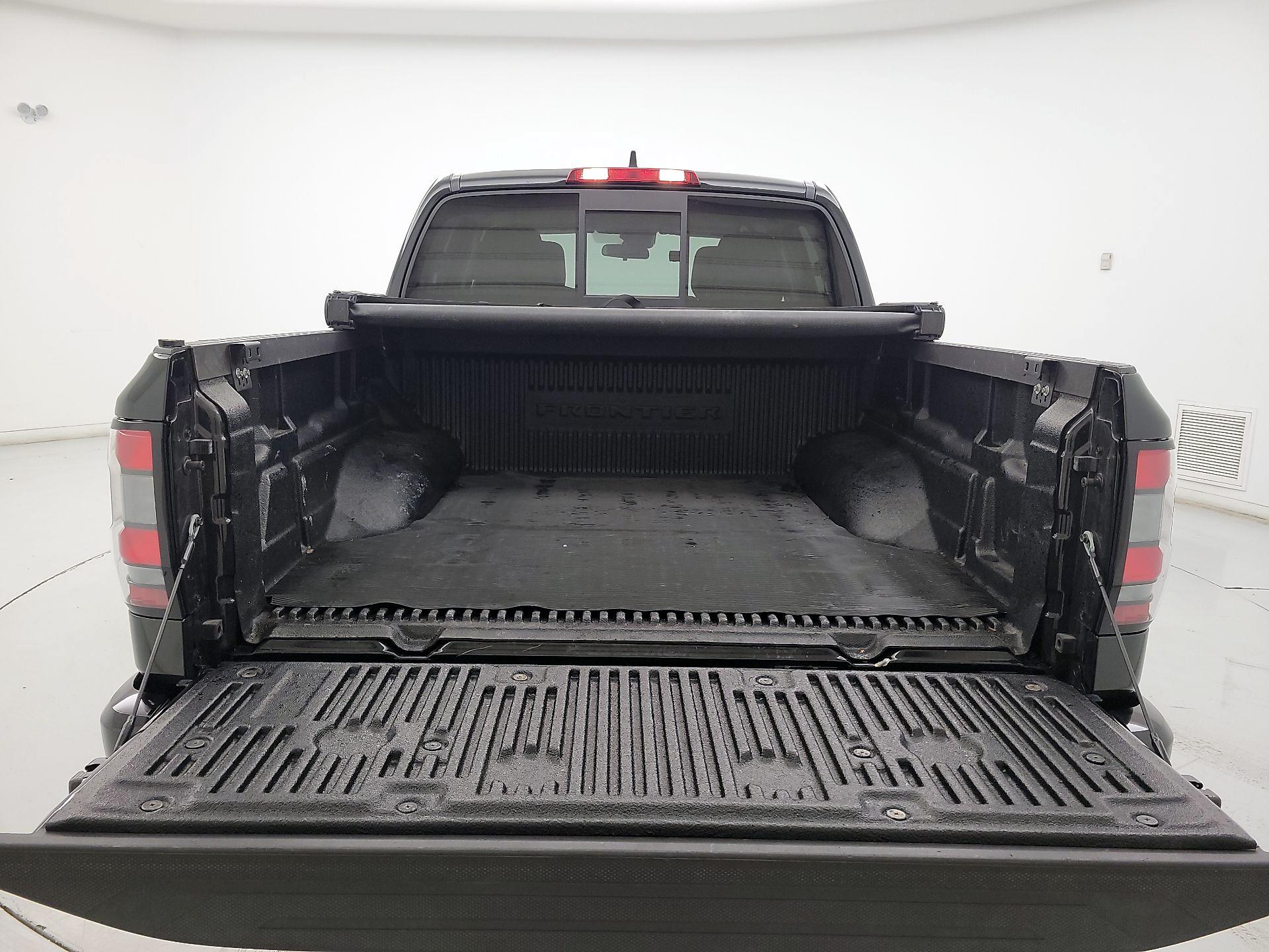 Thumbnail: 2022 Nissan Frontier - 19