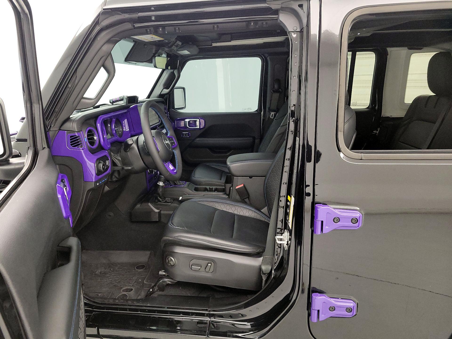 Thumbnail: 2024 Jeep Wrangler - 11