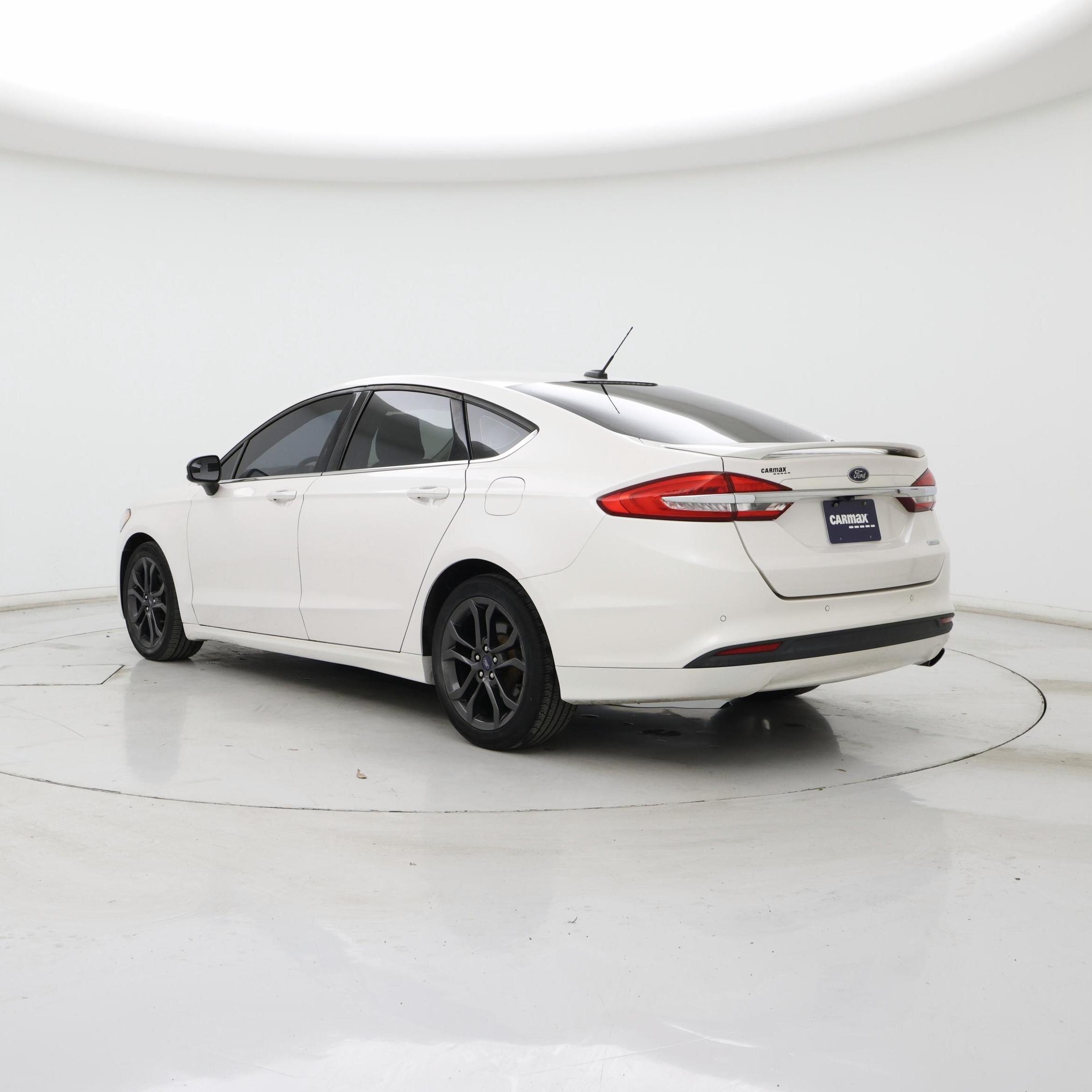 Thumbnail: 2018 Ford Fusion - 2