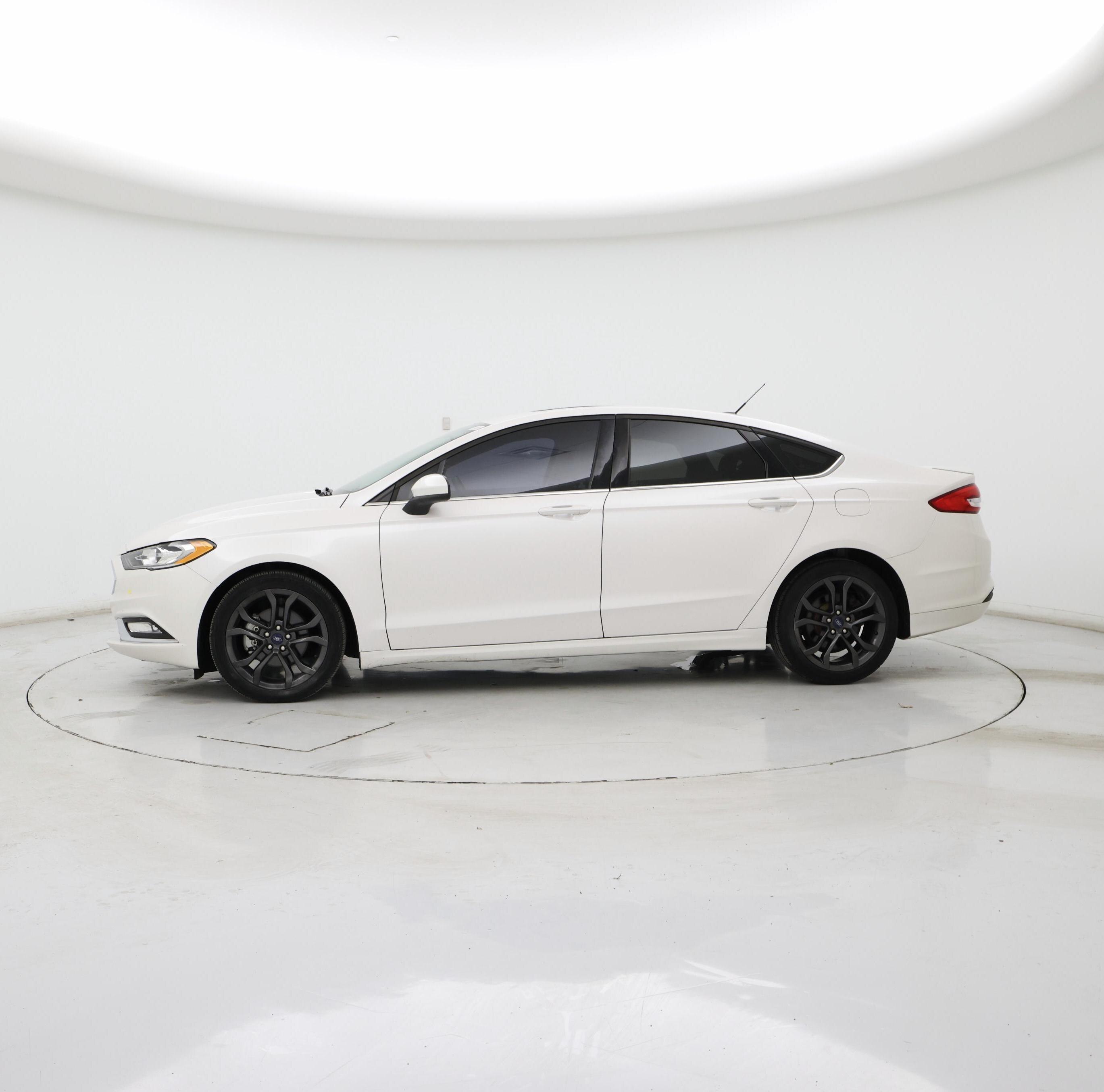 Thumbnail: 2018 Ford Fusion - 3