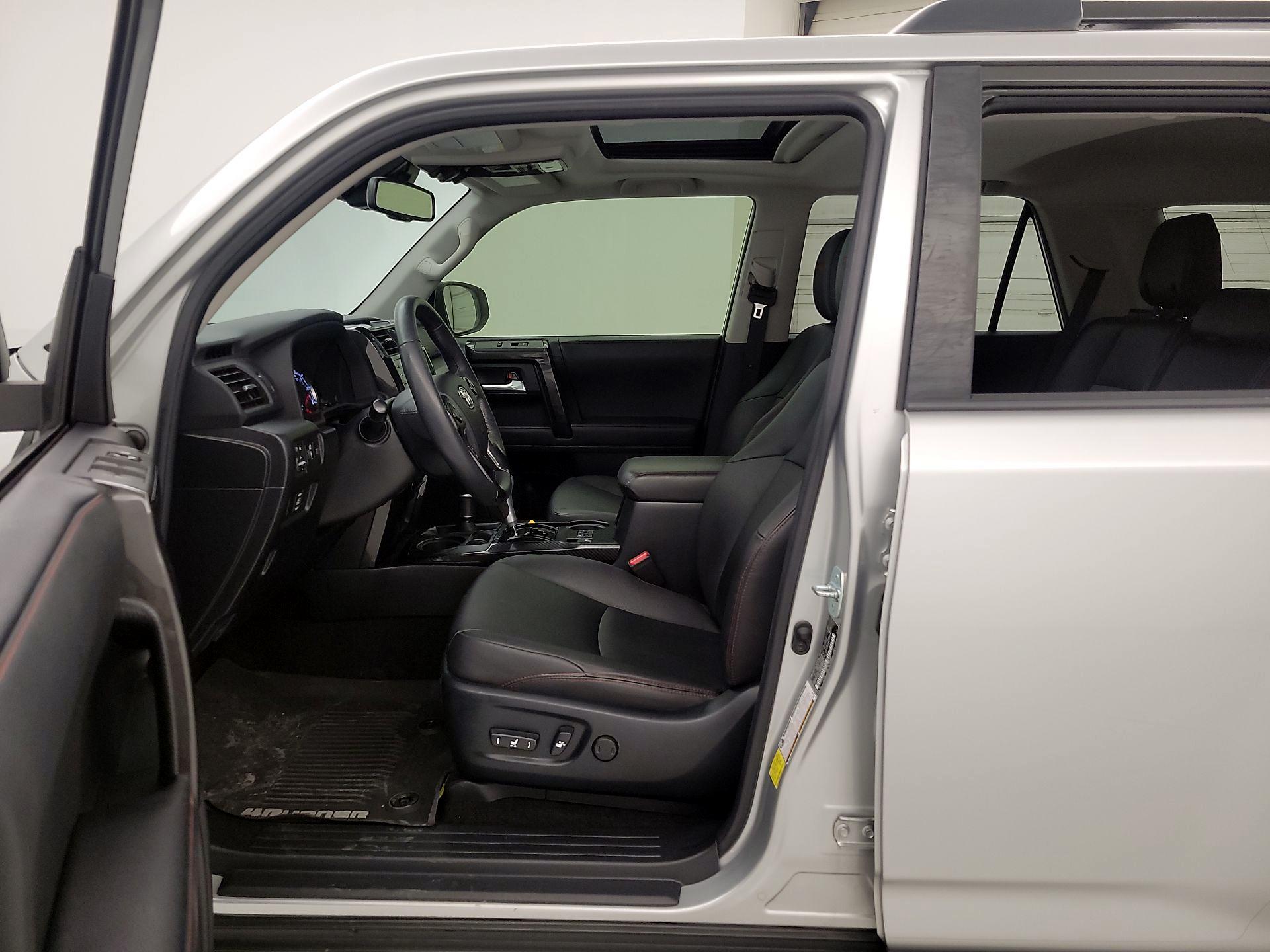 Thumbnail: 2021 Toyota 4Runner - 11