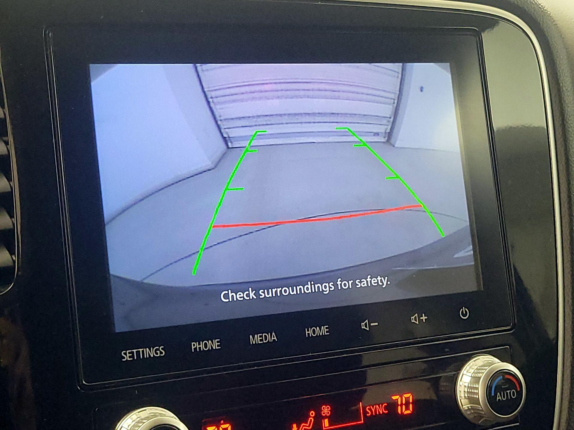 Thumbnail: 2020 Mitsubishi Outlander - 14