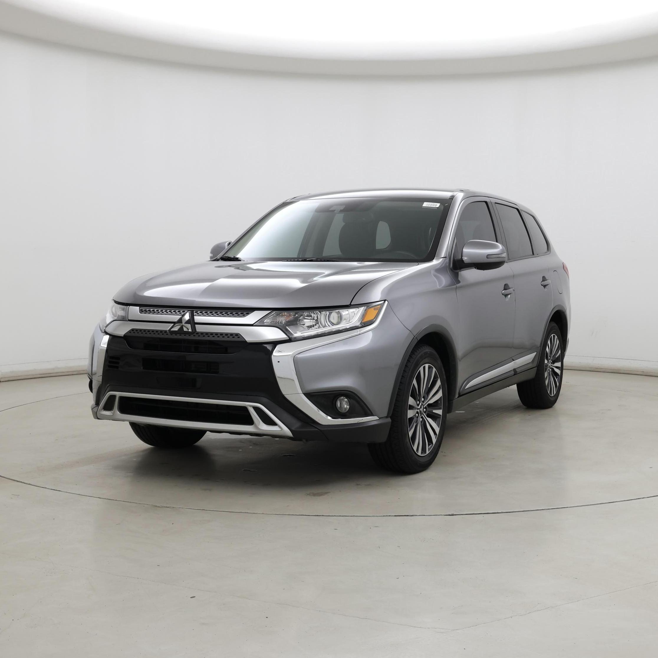 Thumbnail: 2020 Mitsubishi Outlander - 4