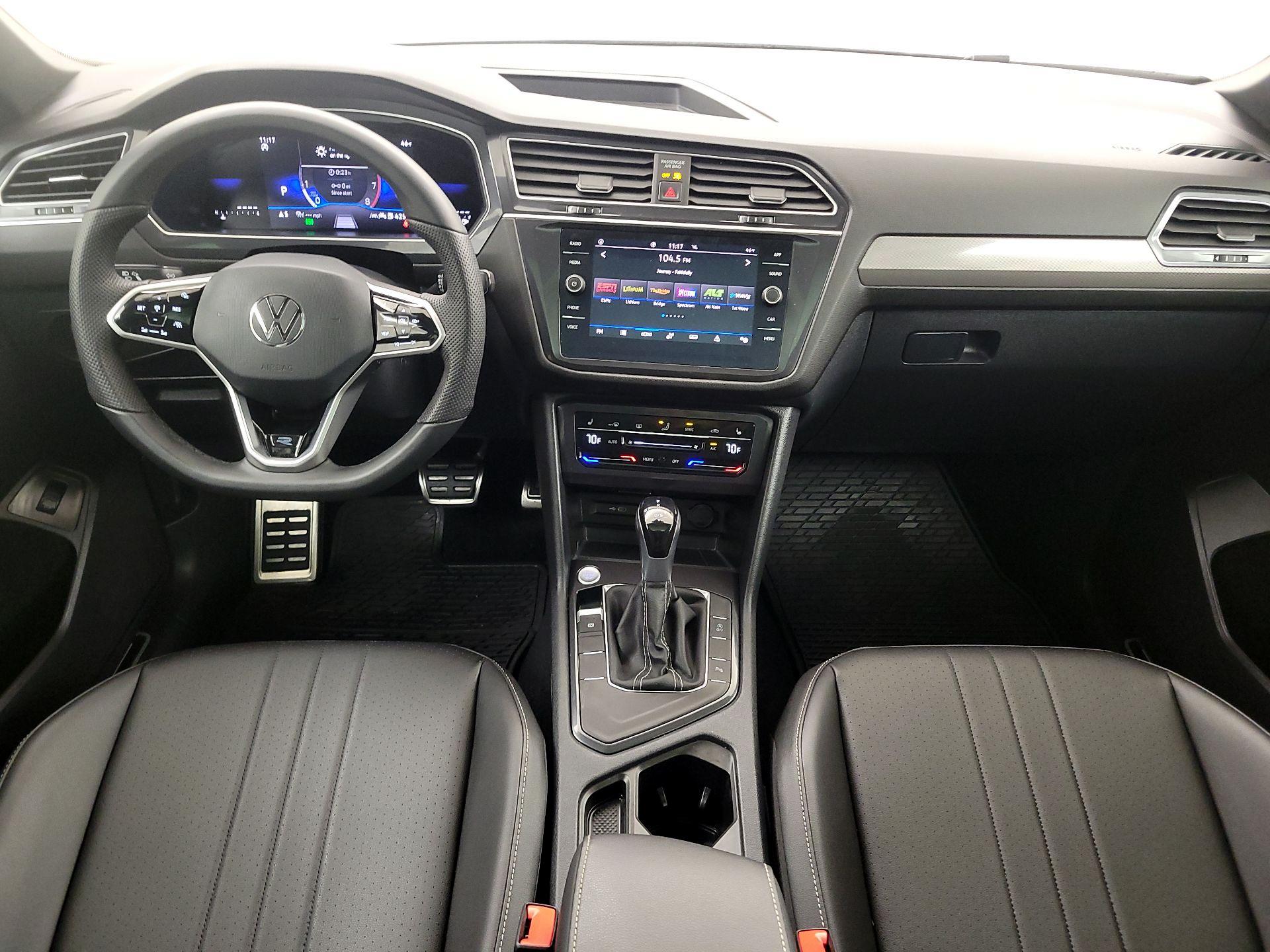 Thumbnail: 2024 Volkswagen Tiguan - 9