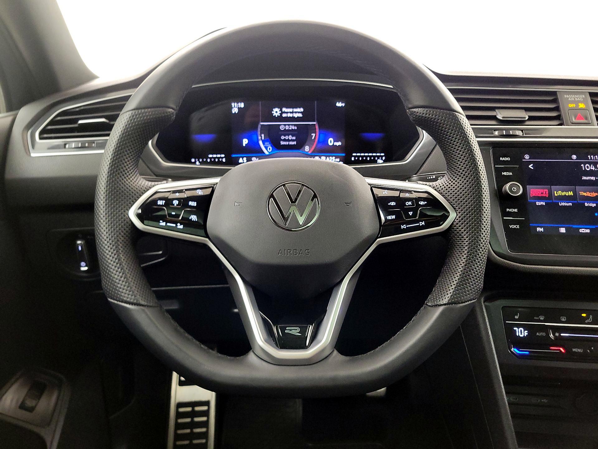 Thumbnail: 2024 Volkswagen Tiguan - 10