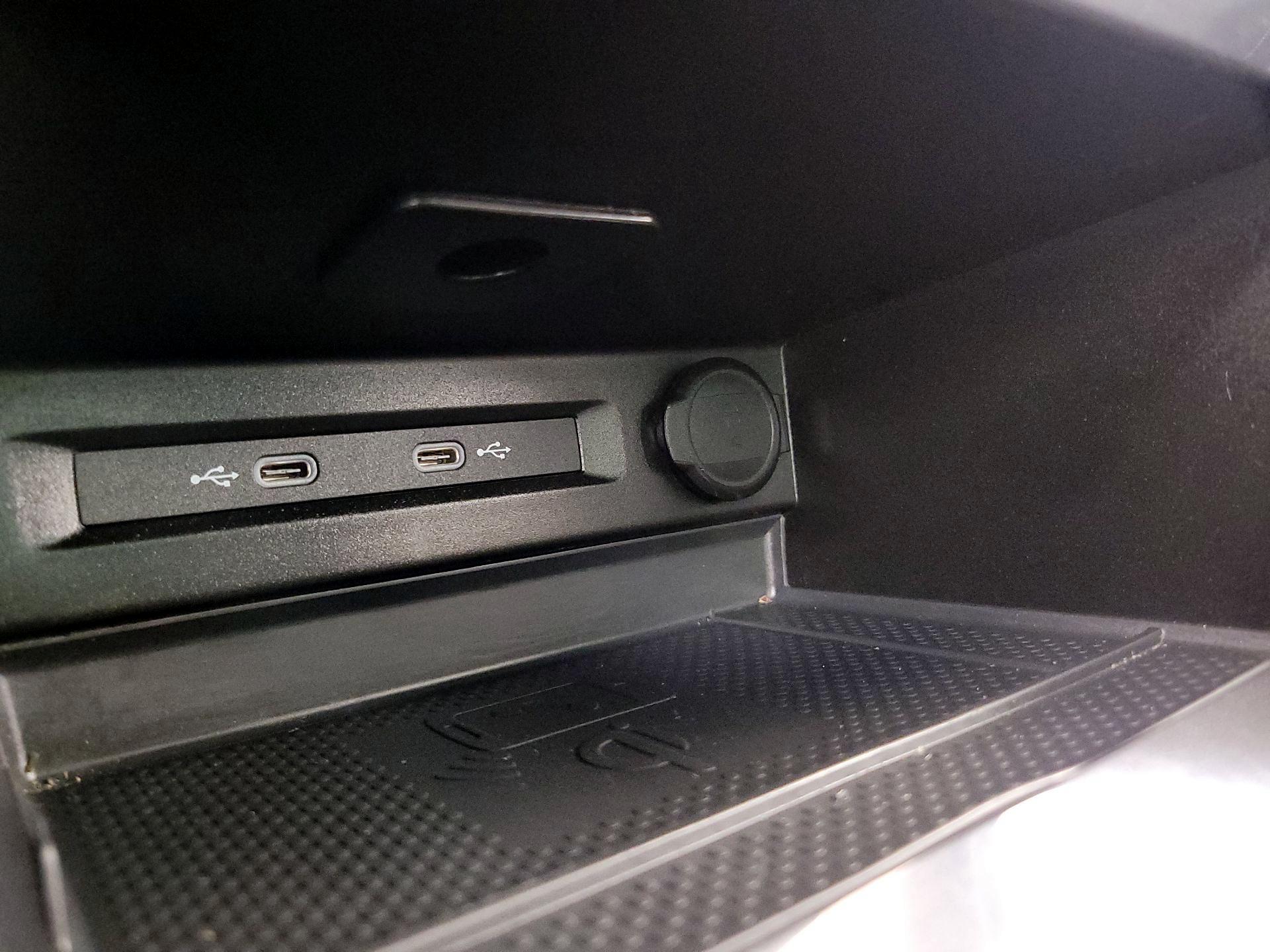 Thumbnail: 2024 Volkswagen Tiguan - 18