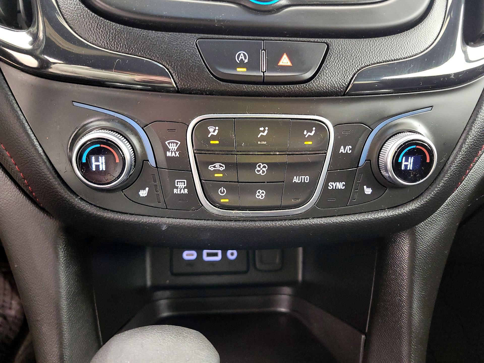 Thumbnail: 2022 Chevrolet Equinox - 16