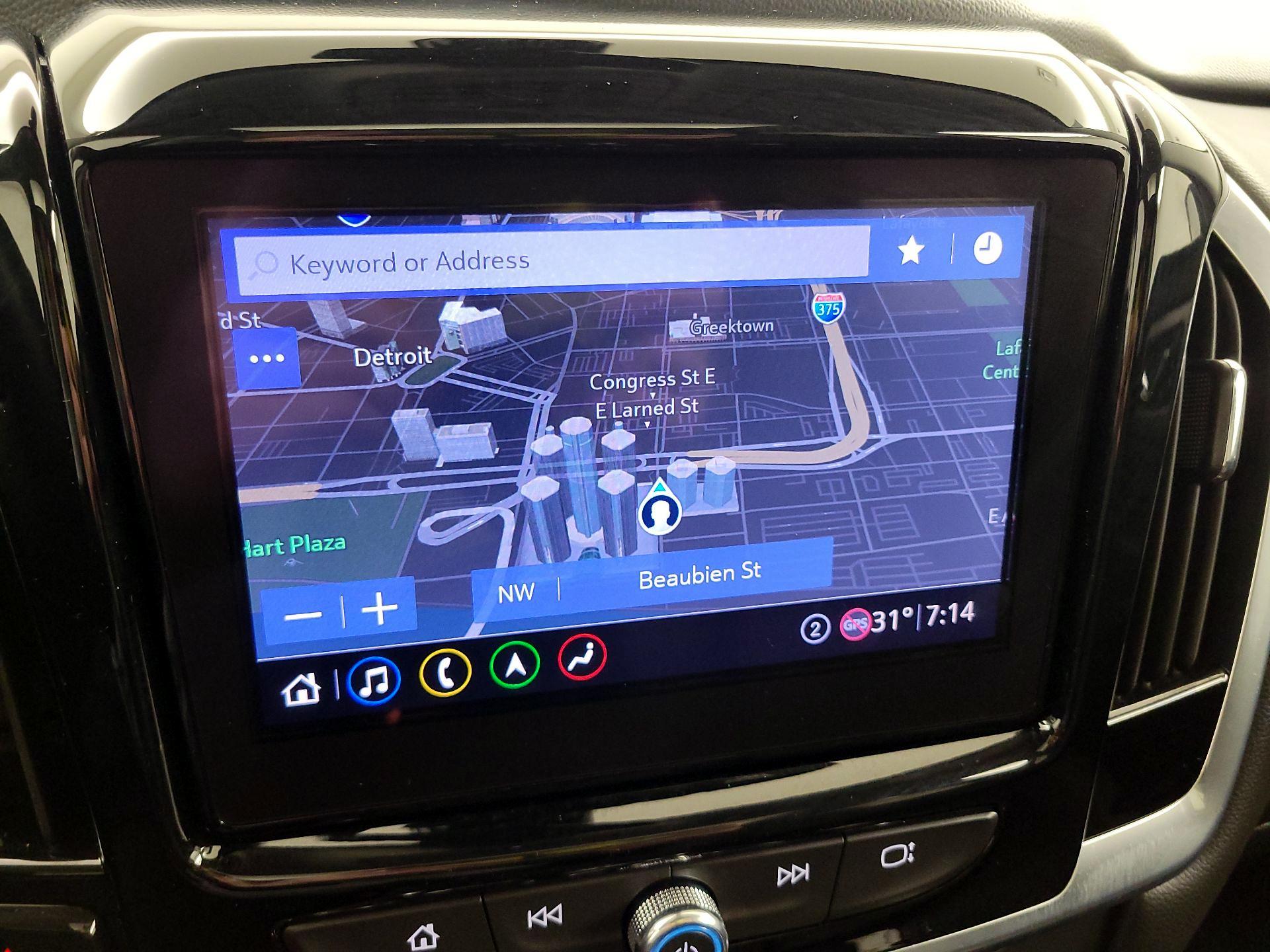 Thumbnail: 2021 Chevrolet Traverse - 14