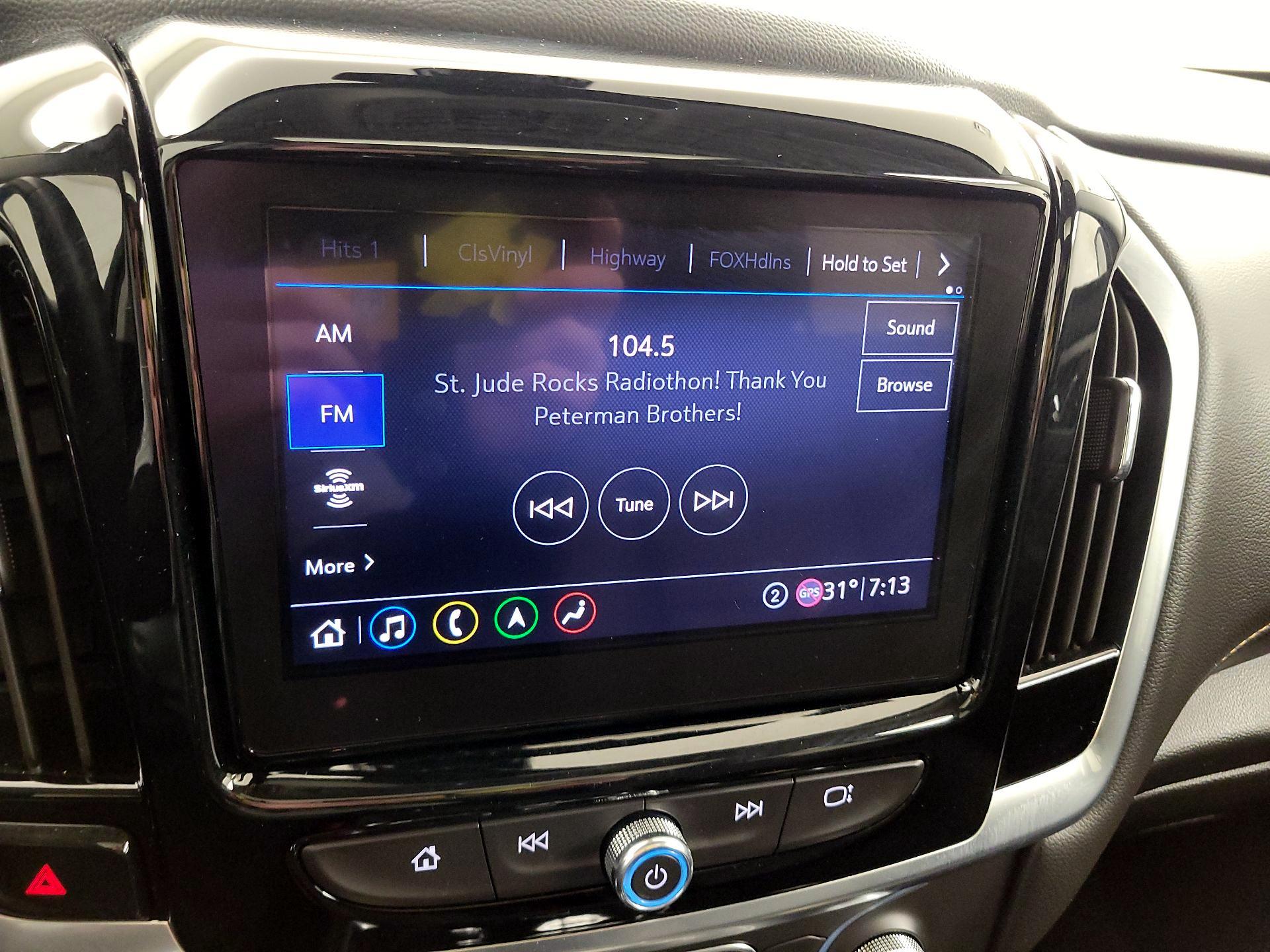 Thumbnail: 2021 Chevrolet Traverse - 16