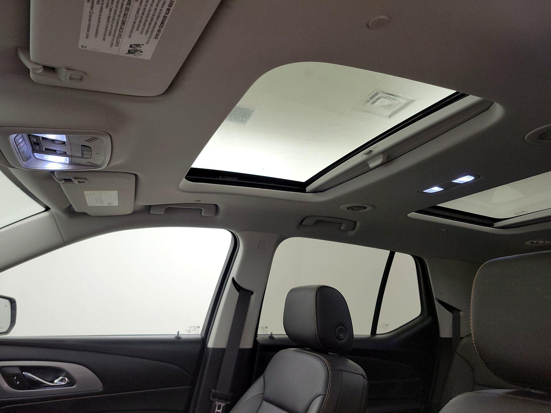 Thumbnail: 2021 Chevrolet Traverse - 20