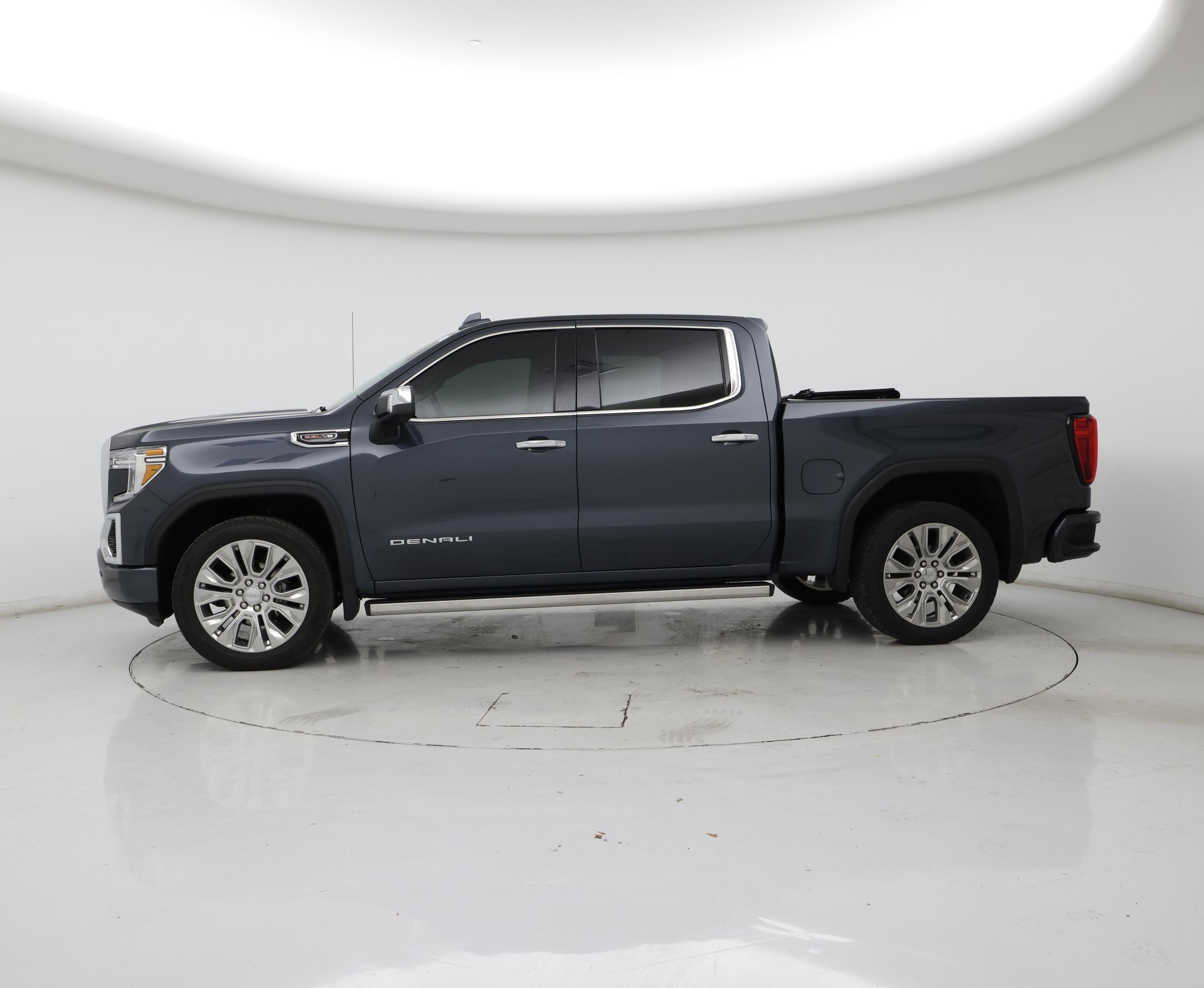 Thumbnail: 2022 GMC Sierra 1500 - 3