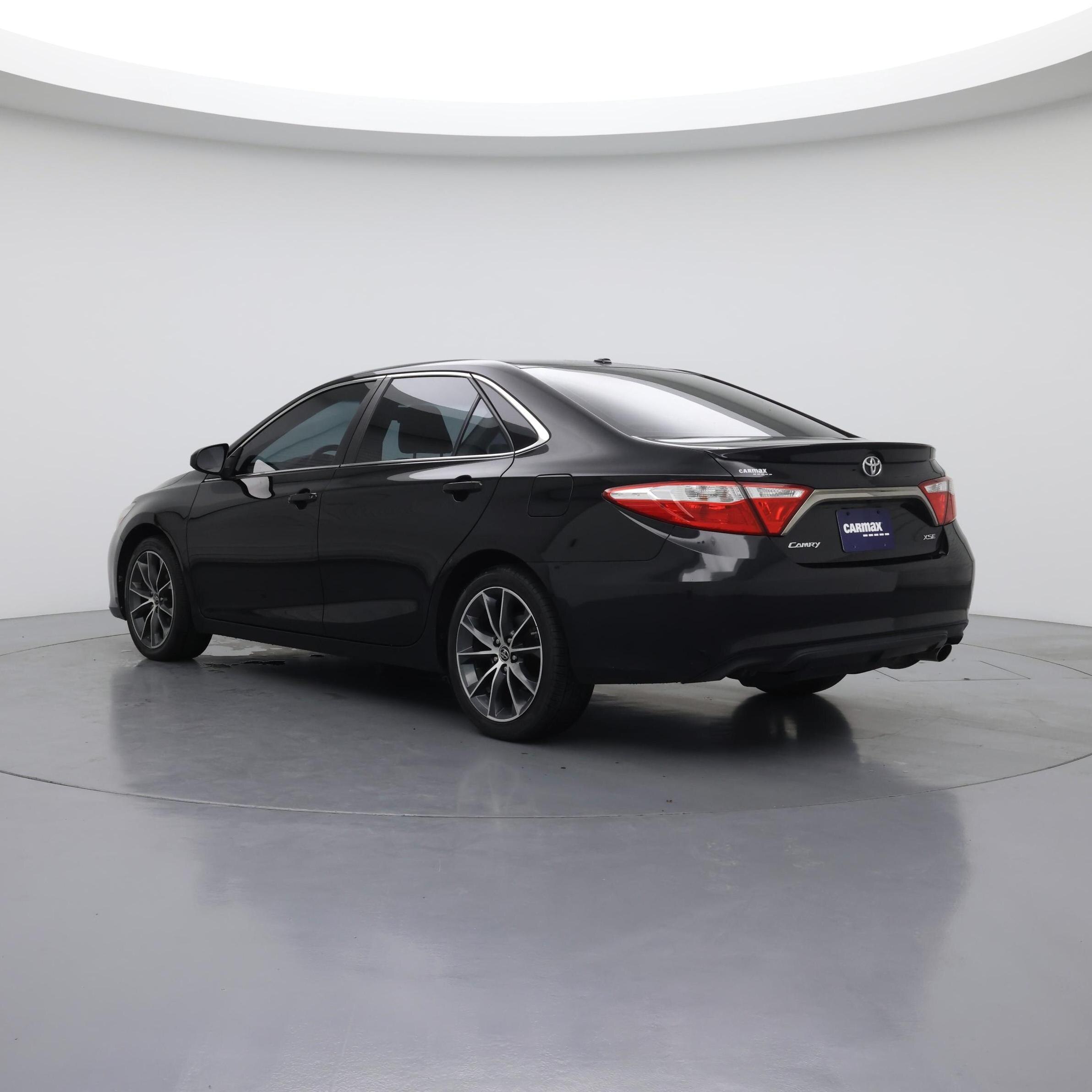 Thumbnail: 2015 Toyota Camry - 2