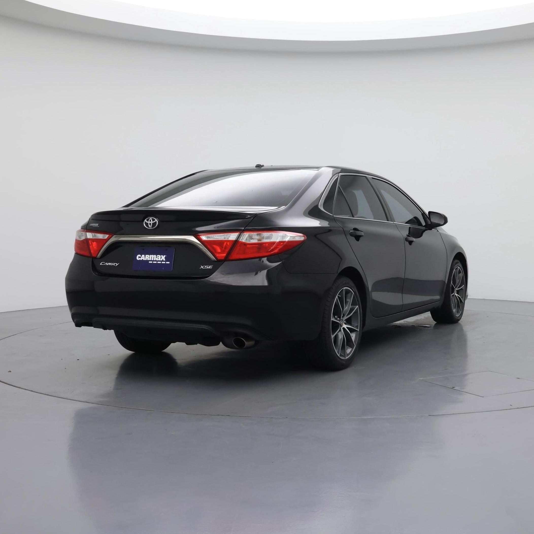 Thumbnail: 2015 Toyota Camry - 8
