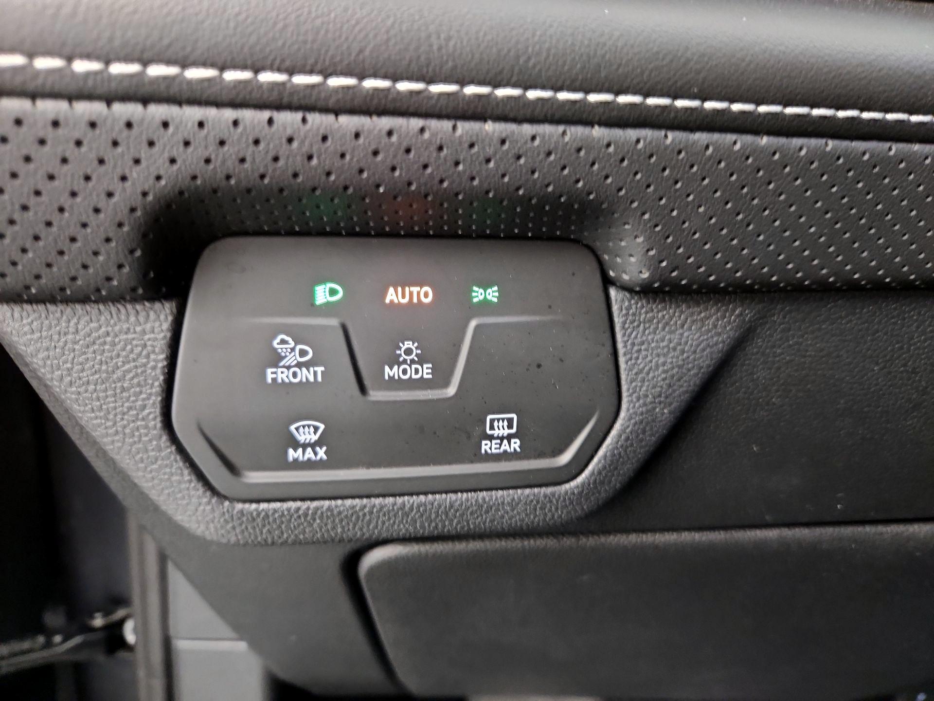 Thumbnail: 2024 Volkswagen Atlas - 13