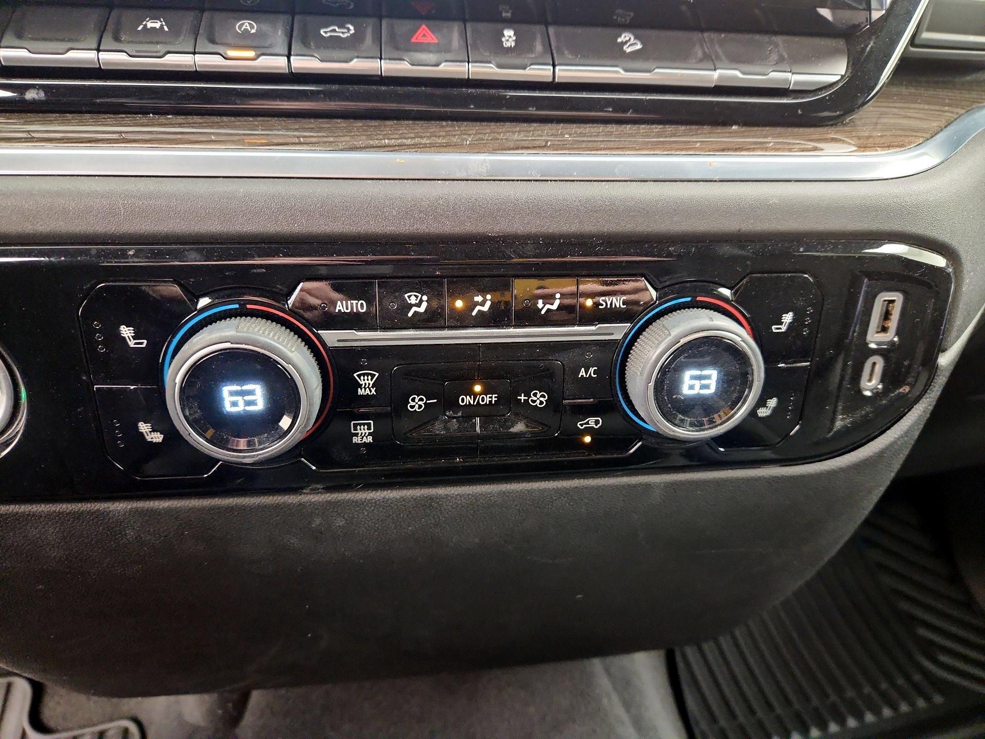 Thumbnail: 2022 Chevrolet Silverado 1500 - 17