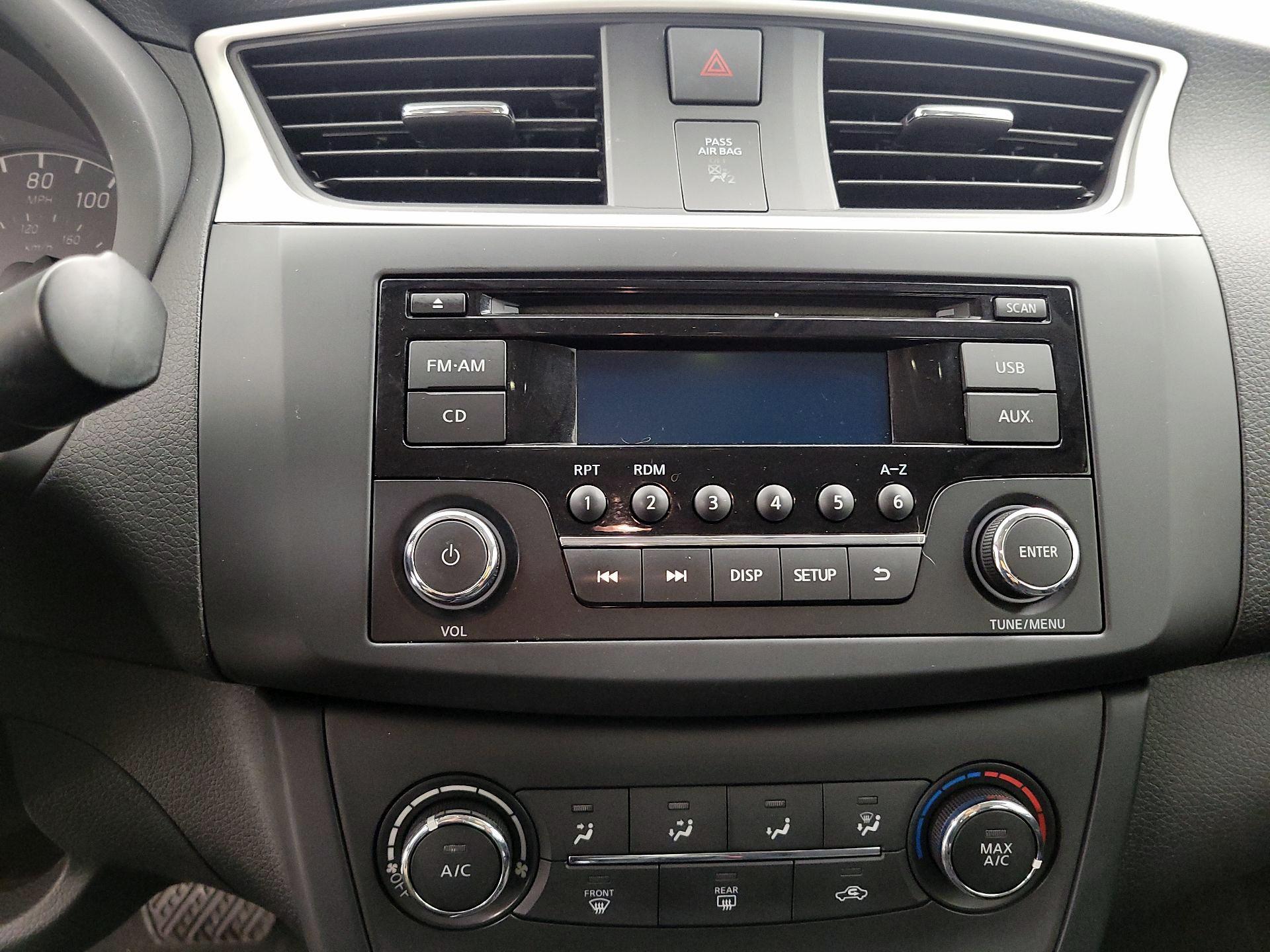 Thumbnail: 2017 Nissan Sentra - 14