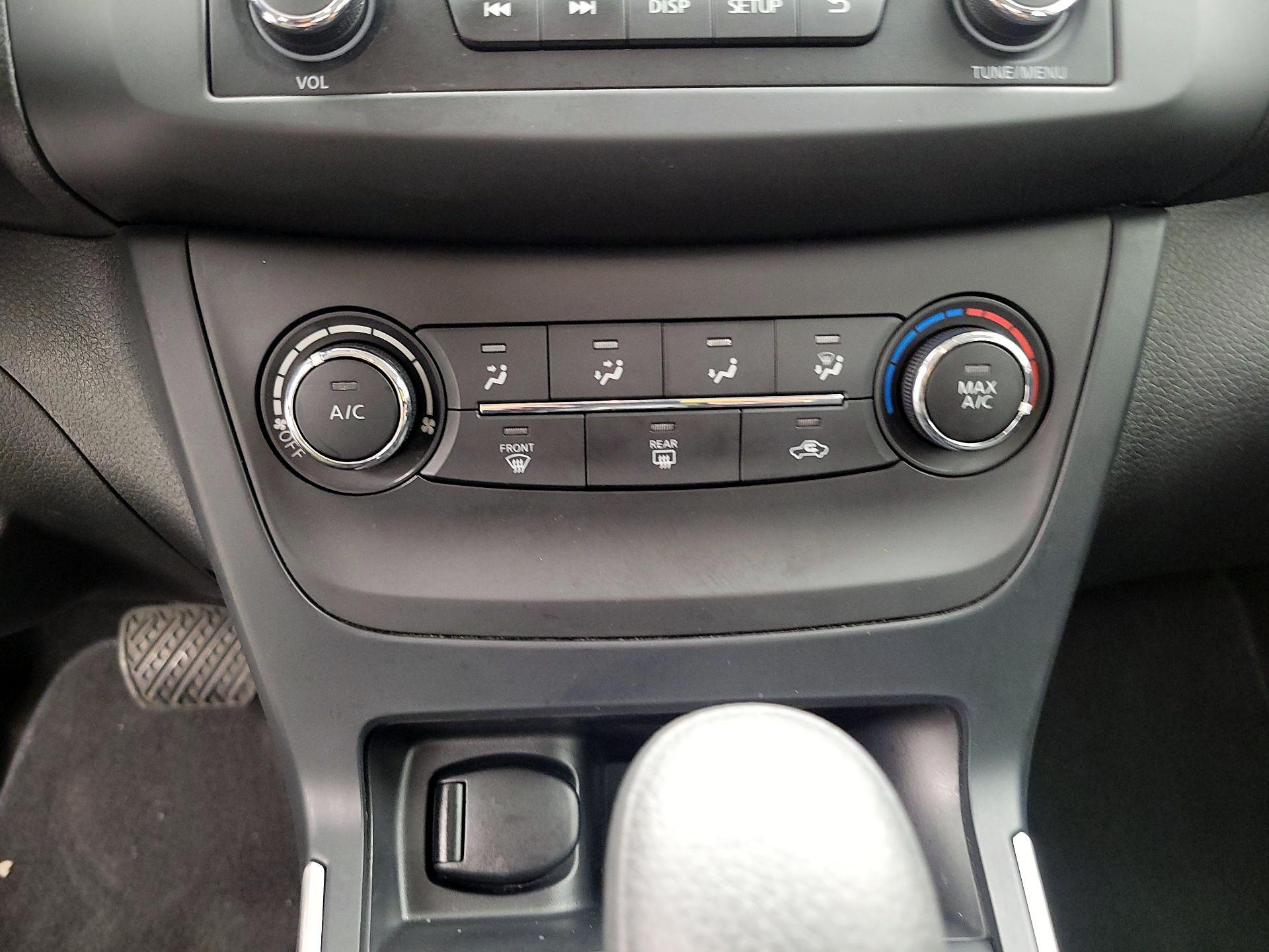 Thumbnail: 2017 Nissan Sentra - 15