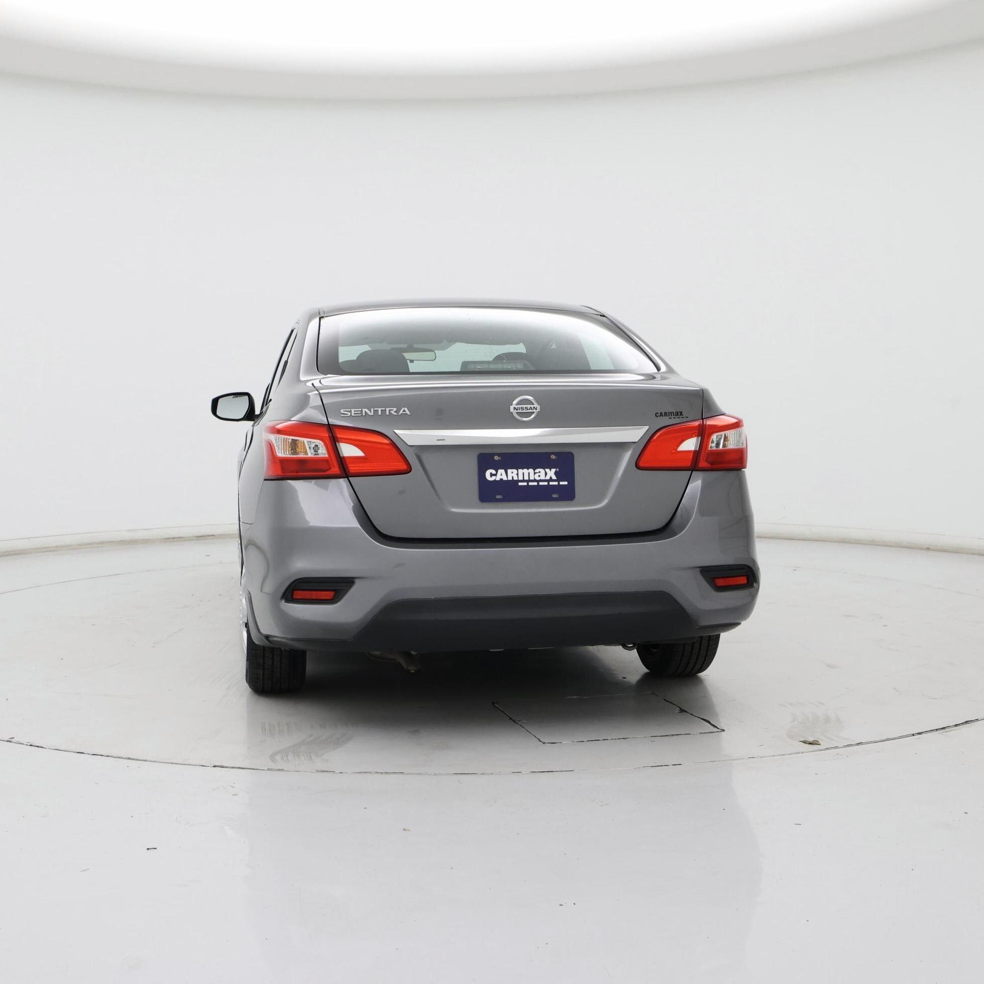 Thumbnail: 2017 Nissan Sentra - 6