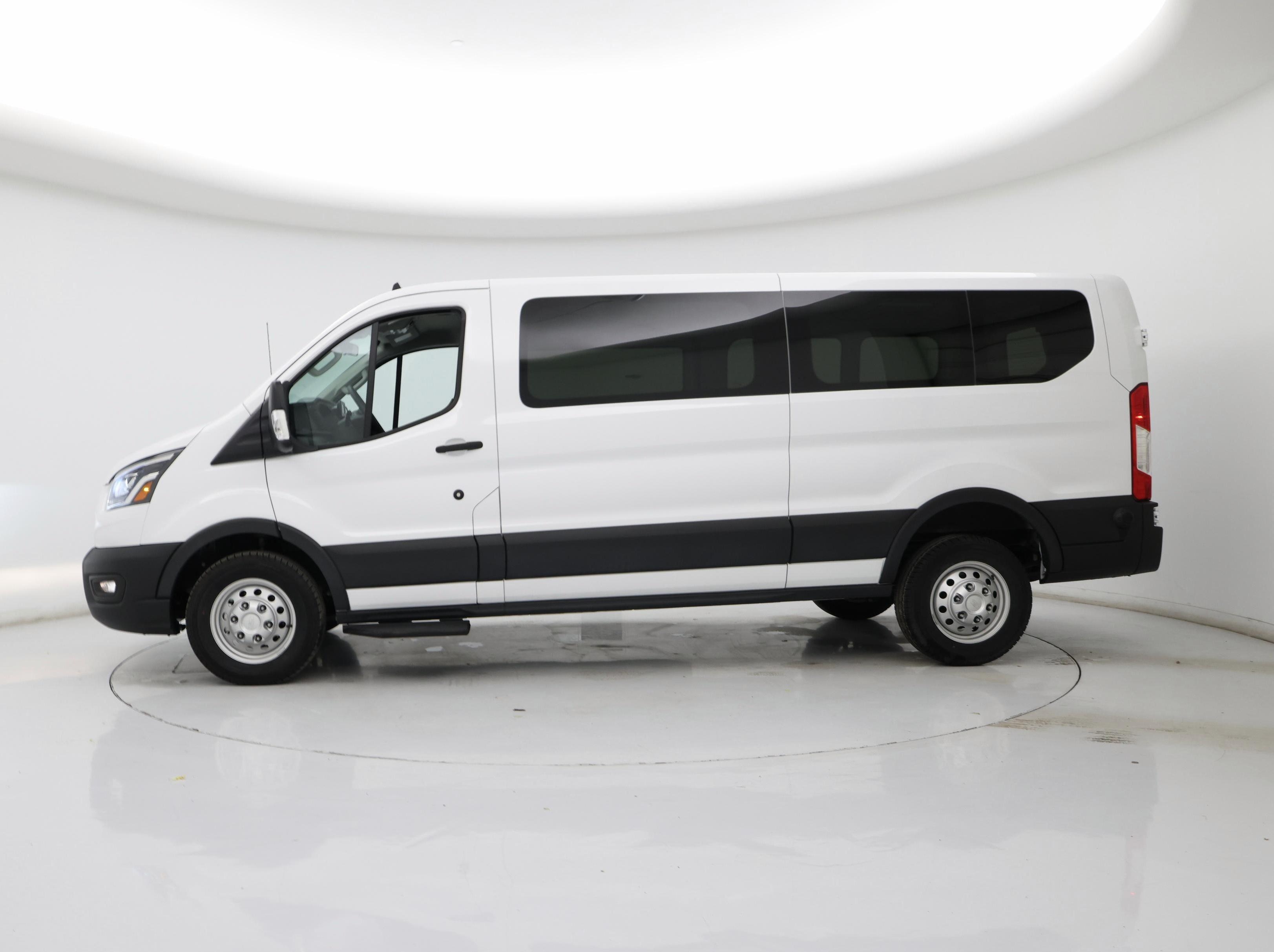Thumbnail: 2023 Ford Transit Series - 3