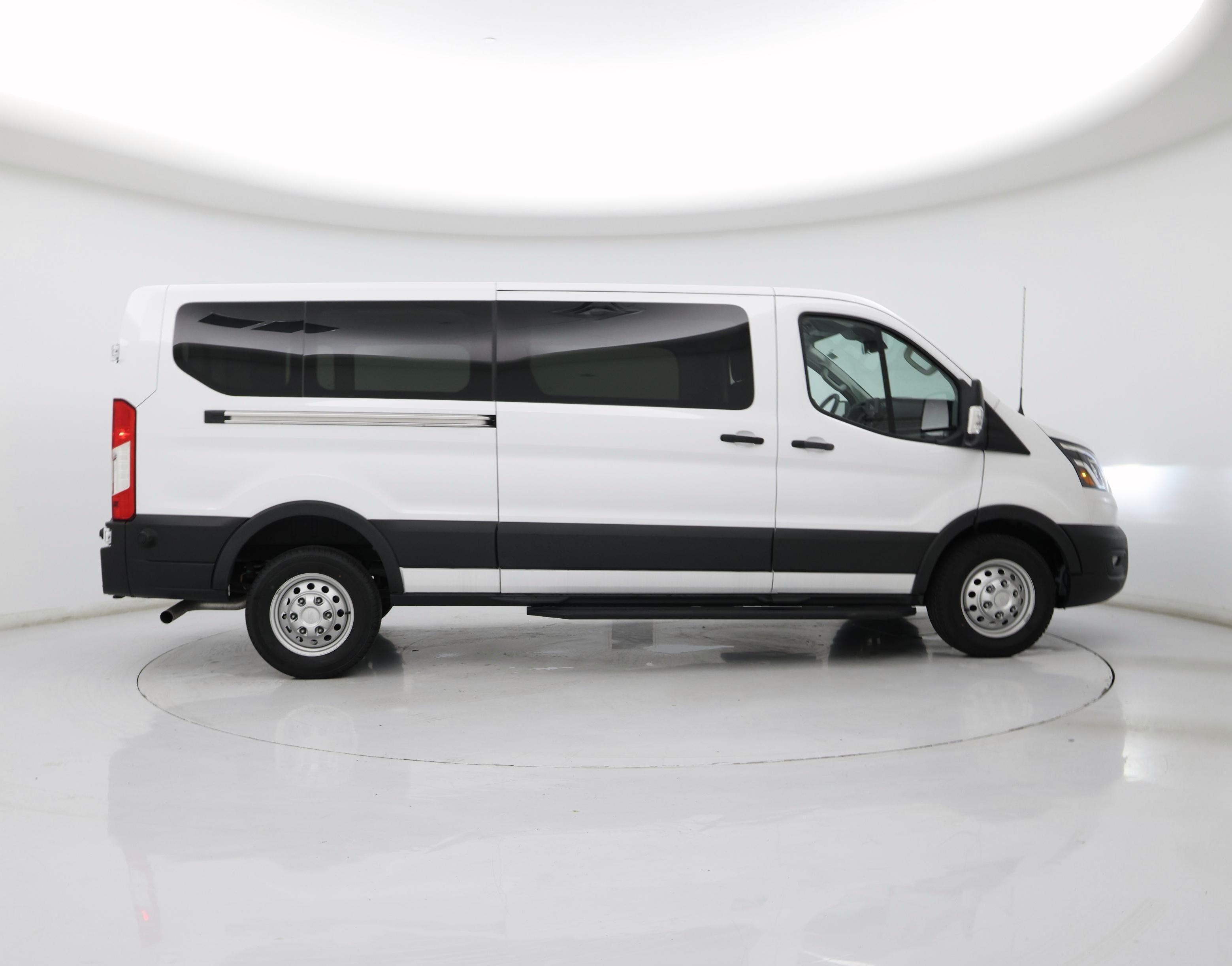 Thumbnail: 2023 Ford Transit Series - 7