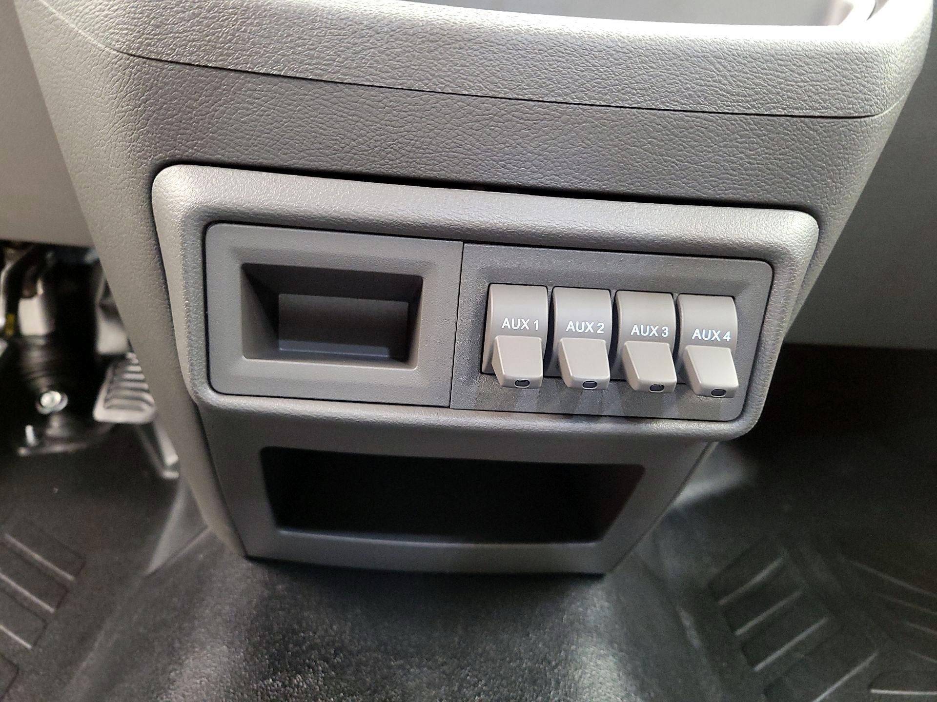 Thumbnail: 2023 Ford Transit Series - 18